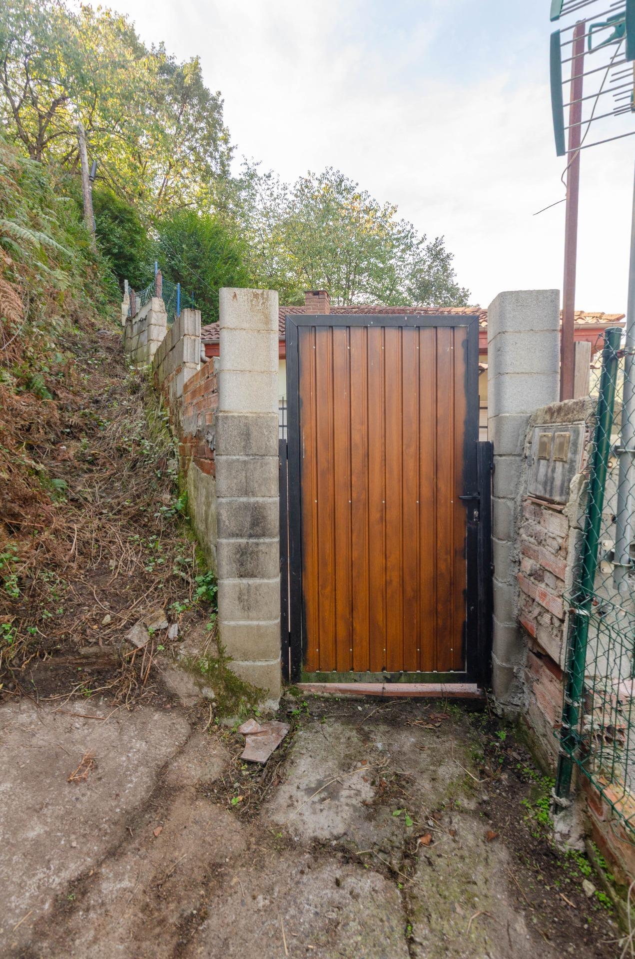 CASA COMPLETAMENTE REFORMADA EN VILLANUEVA, ALLER