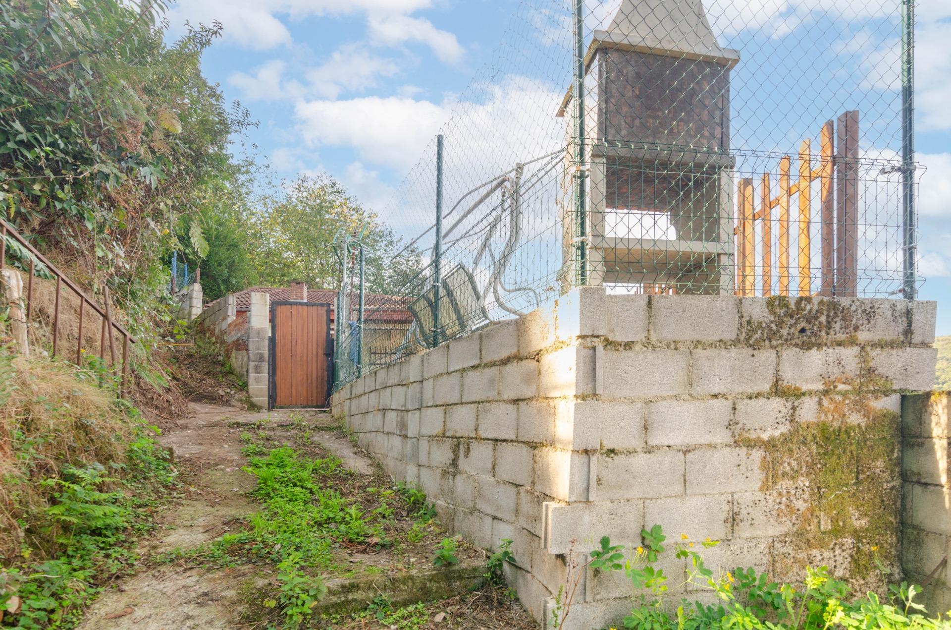 CASA COMPLETAMENTE REFORMADA EN VILLANUEVA, ALLER