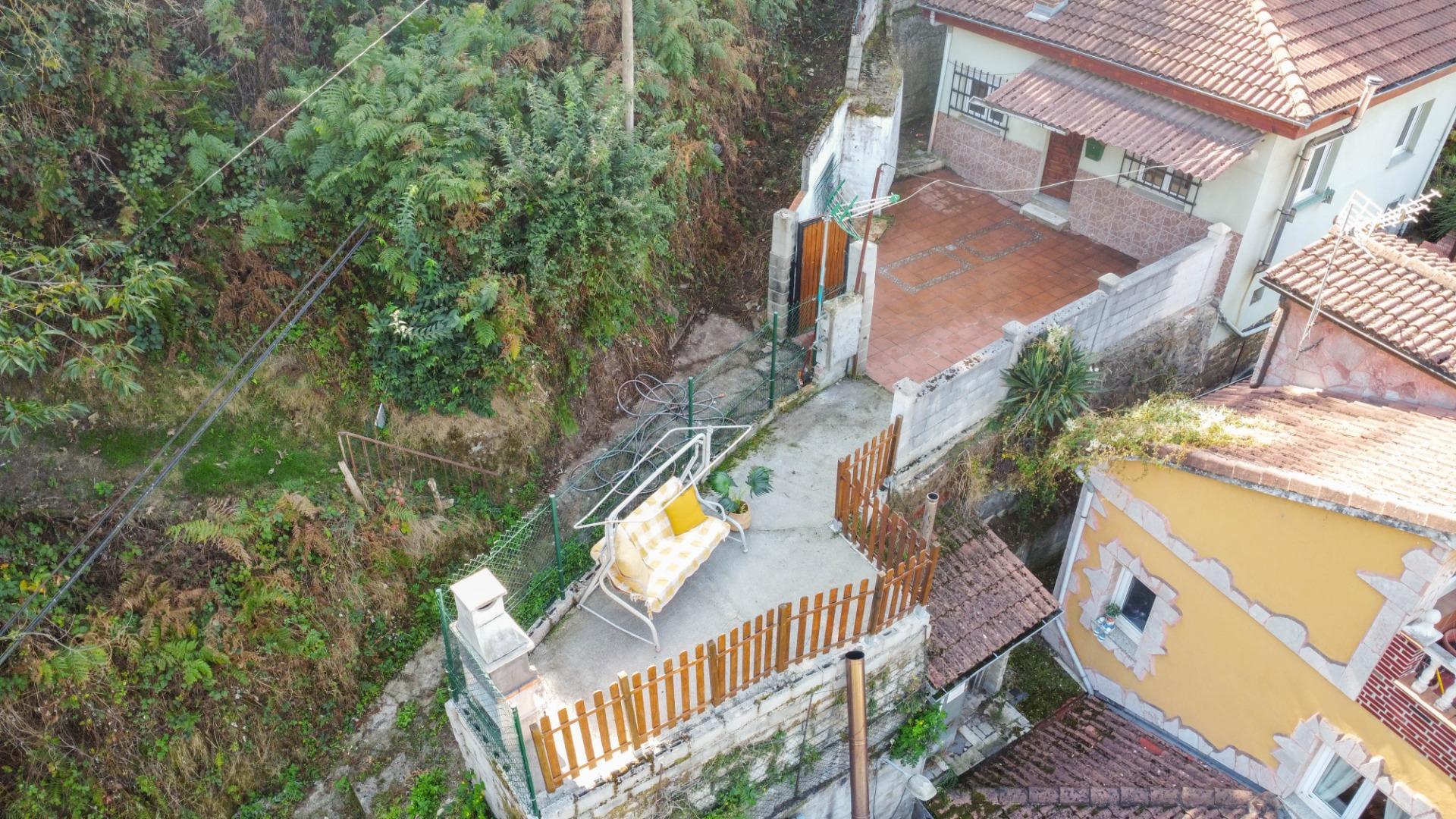 CASA COMPLETAMENTE REFORMADA EN VILLANUEVA, ALLER