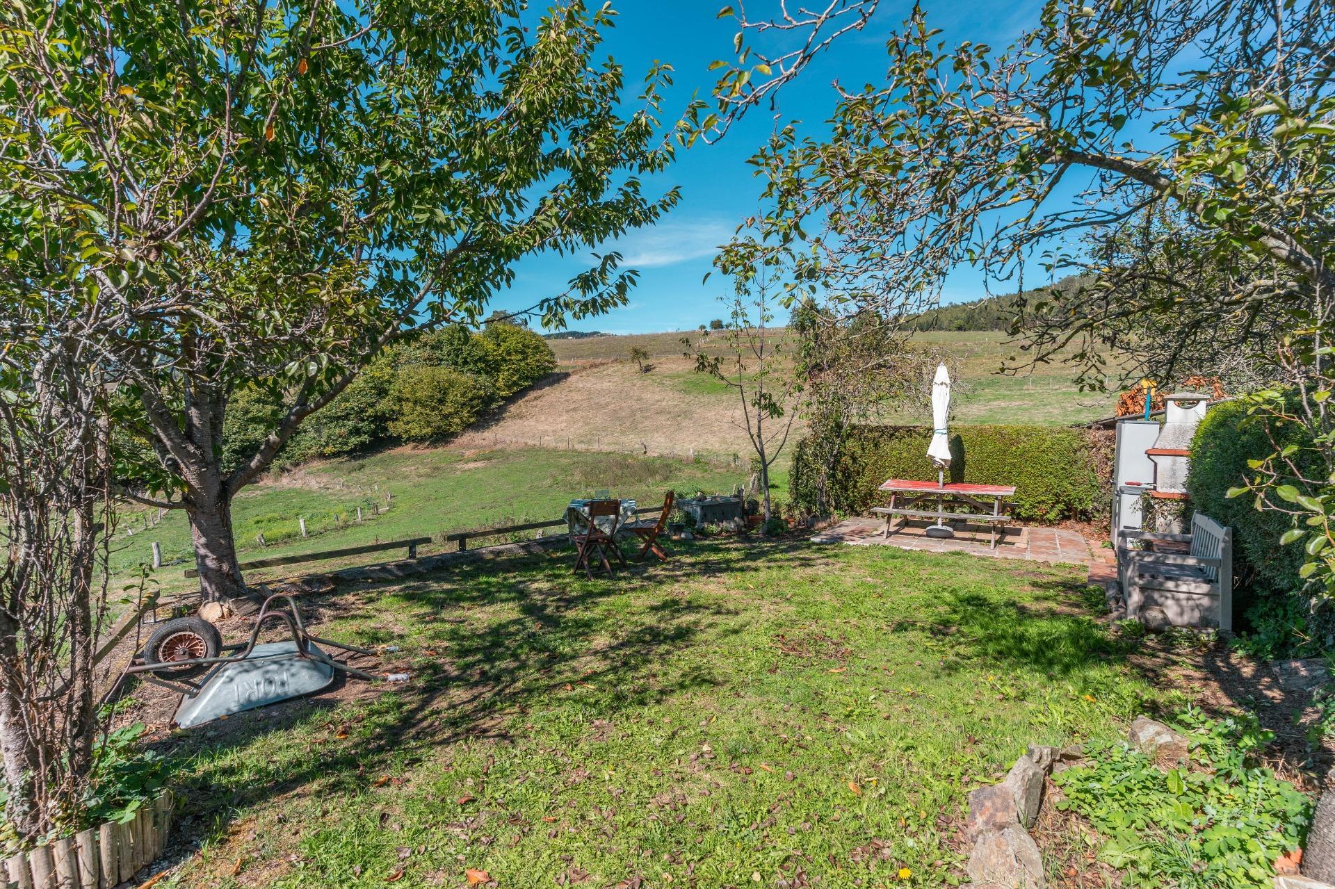 Encanto rural con alma asturiana ? Casa de piedra con vistas de ensueño en Loro (Pravia)