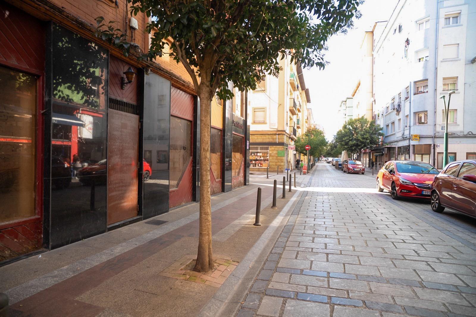 BAJO PARA REFORMA INTEGRAL EN JUAN XXIII, TORRELAVEGA