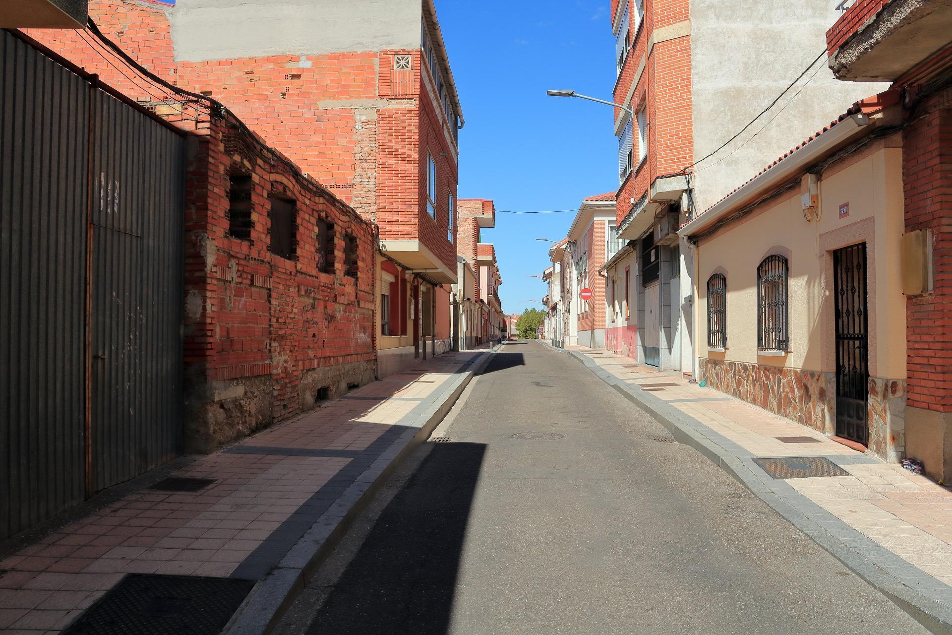 ESTUPENDO PISO DE DOS DORMITORIOS EN ARROYO DE LA ENCOMIENDA