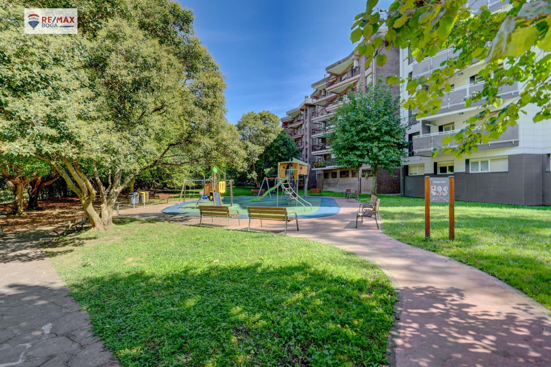 VIVIENDA EN BAJO PRINCIPAL SITUADA EN EL BARRIO DE AÑORGA TXIKI, SAN SEBASTIÁN