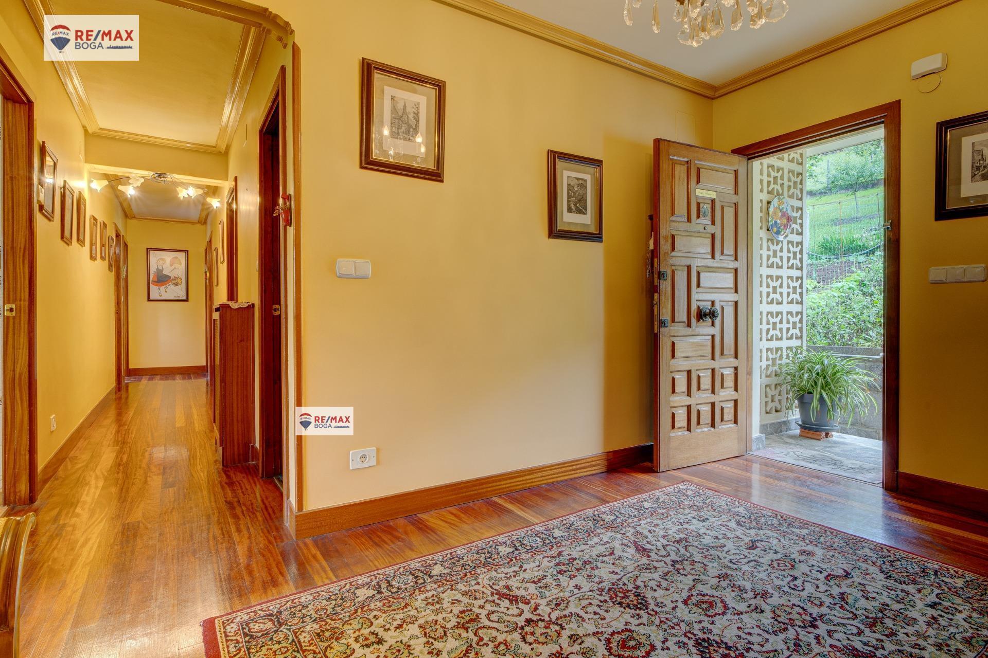 Hermosa casa pareada en Berastegi