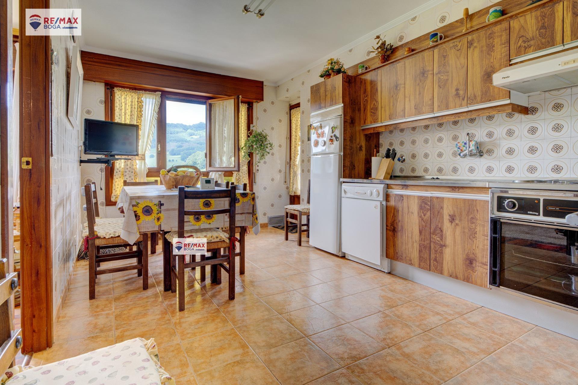 Hermosa casa pareada en Berastegi