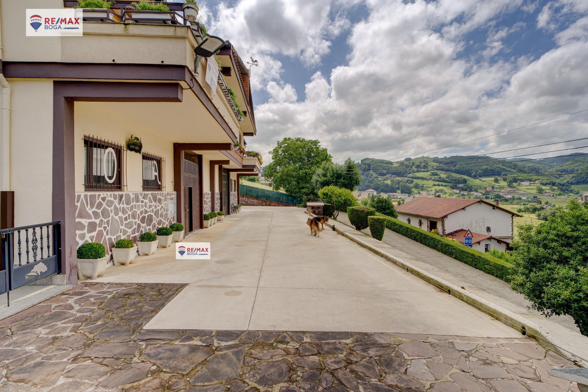Hermosa casa pareada en Berastegi