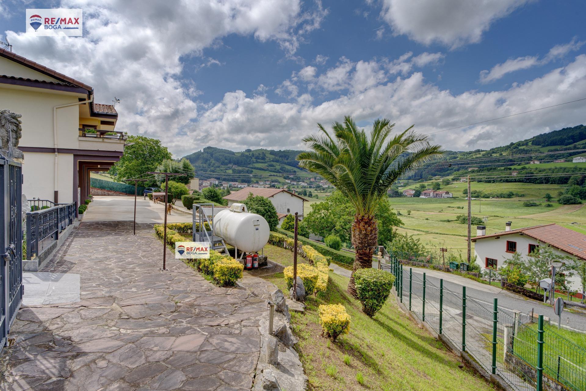 Hermosa casa pareada en Berastegi