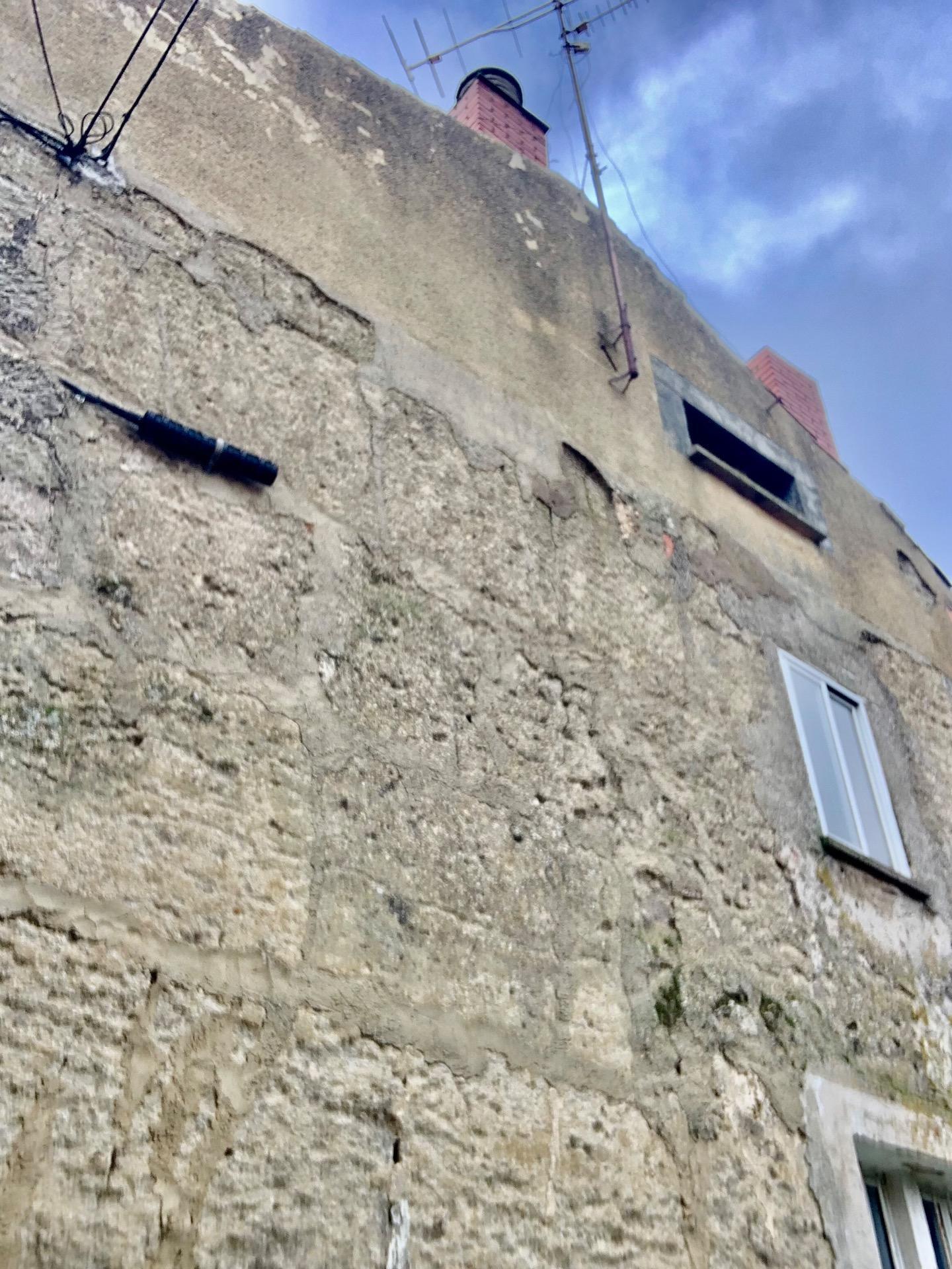 TRADICIONAL CASA A REHABILITAR DE 8 HABITACIONES EN VALLE DE LAS NAVAS + terreno 1116mtrs. urbano