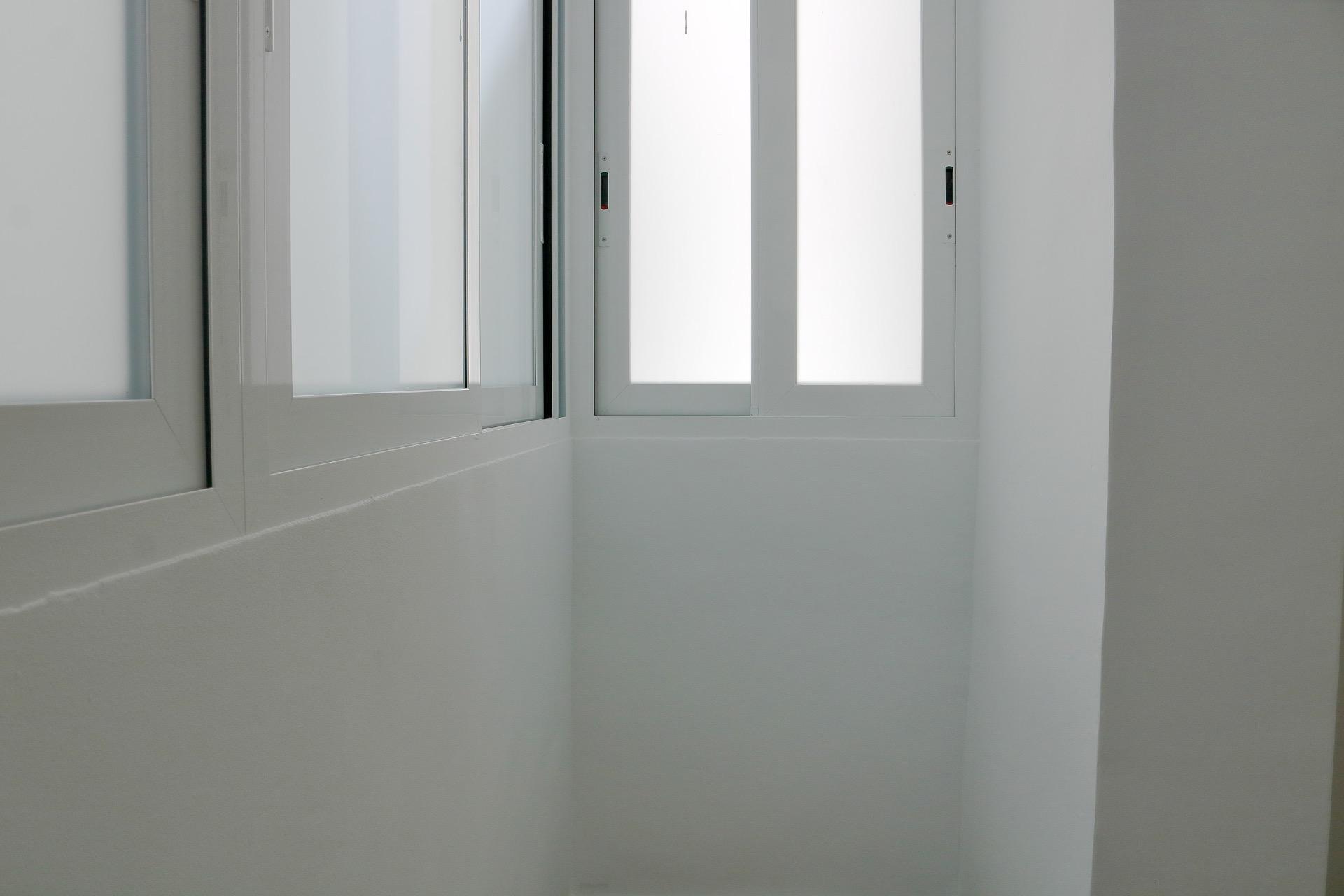 ESTUPENDO PISO DE 4 HABITACIONES RECIÉN REFORMADO EN EL CENTRO