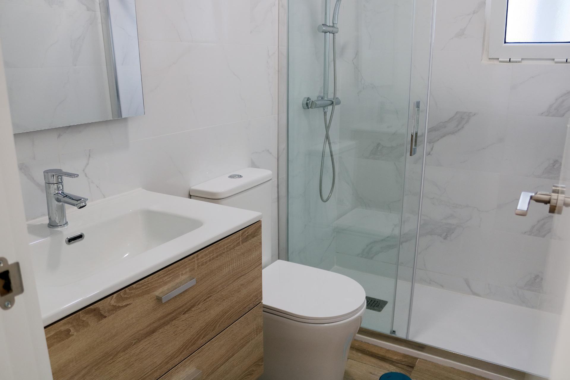 ESTUPENDO PISO DE 4 HABITACIONES RECIÉN REFORMADO EN EL CENTRO