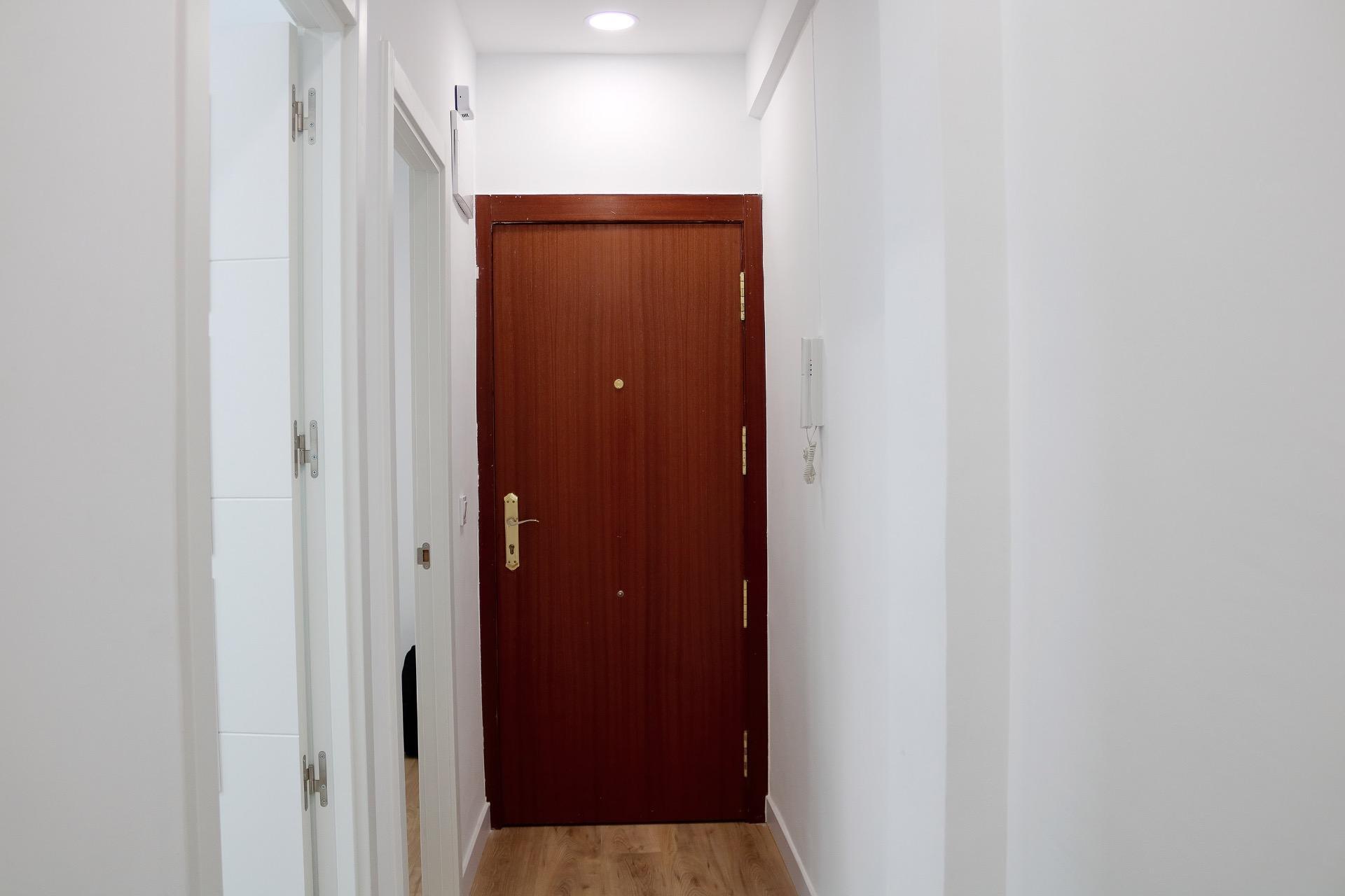 ESTUPENDO PISO DE 4 HABITACIONES RECIÉN REFORMADO EN EL CENTRO