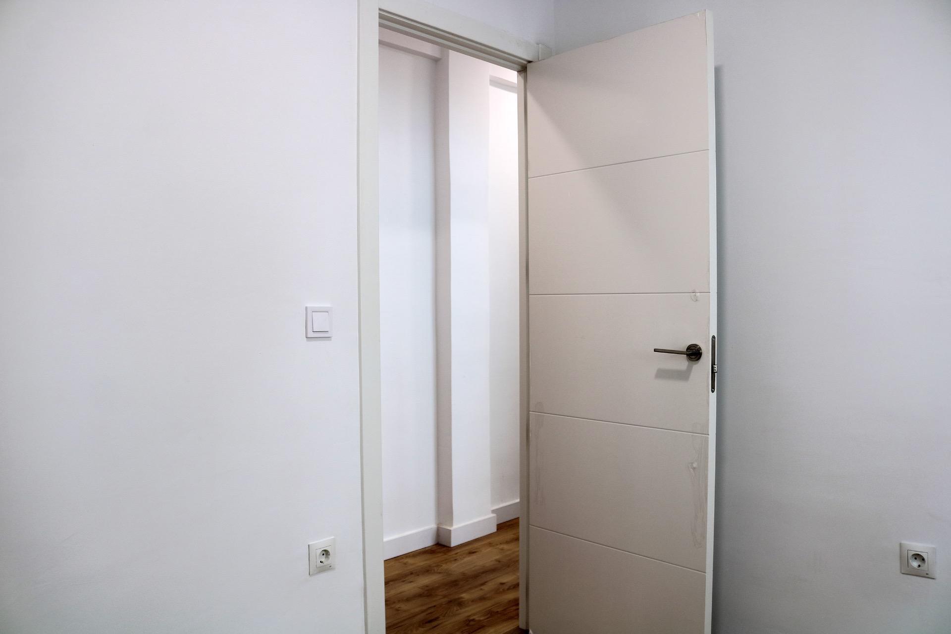 ESTUPENDO PISO DE 4 HABITACIONES RECIÉN REFORMADO EN EL CENTRO