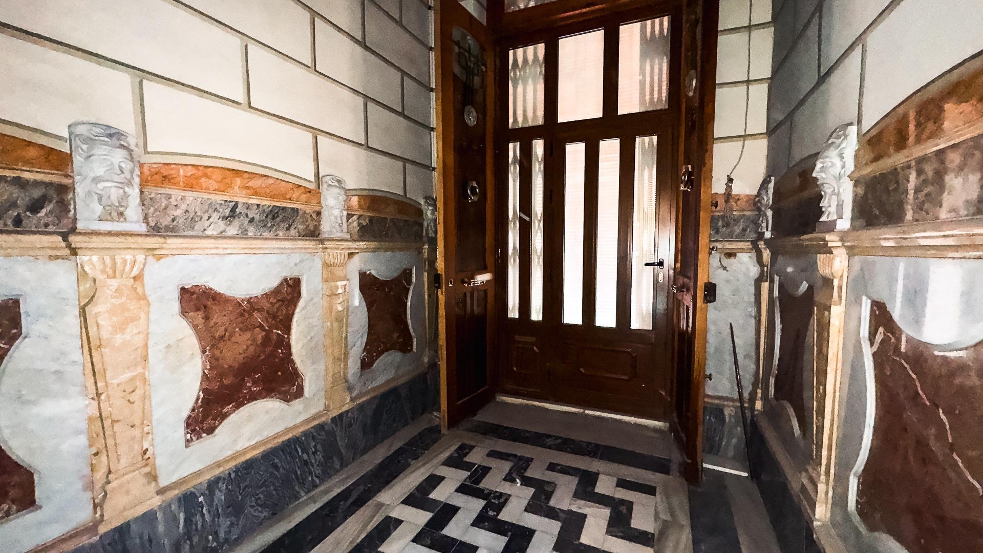 Palacete Modernista en venta en Novelda (Alicante)
