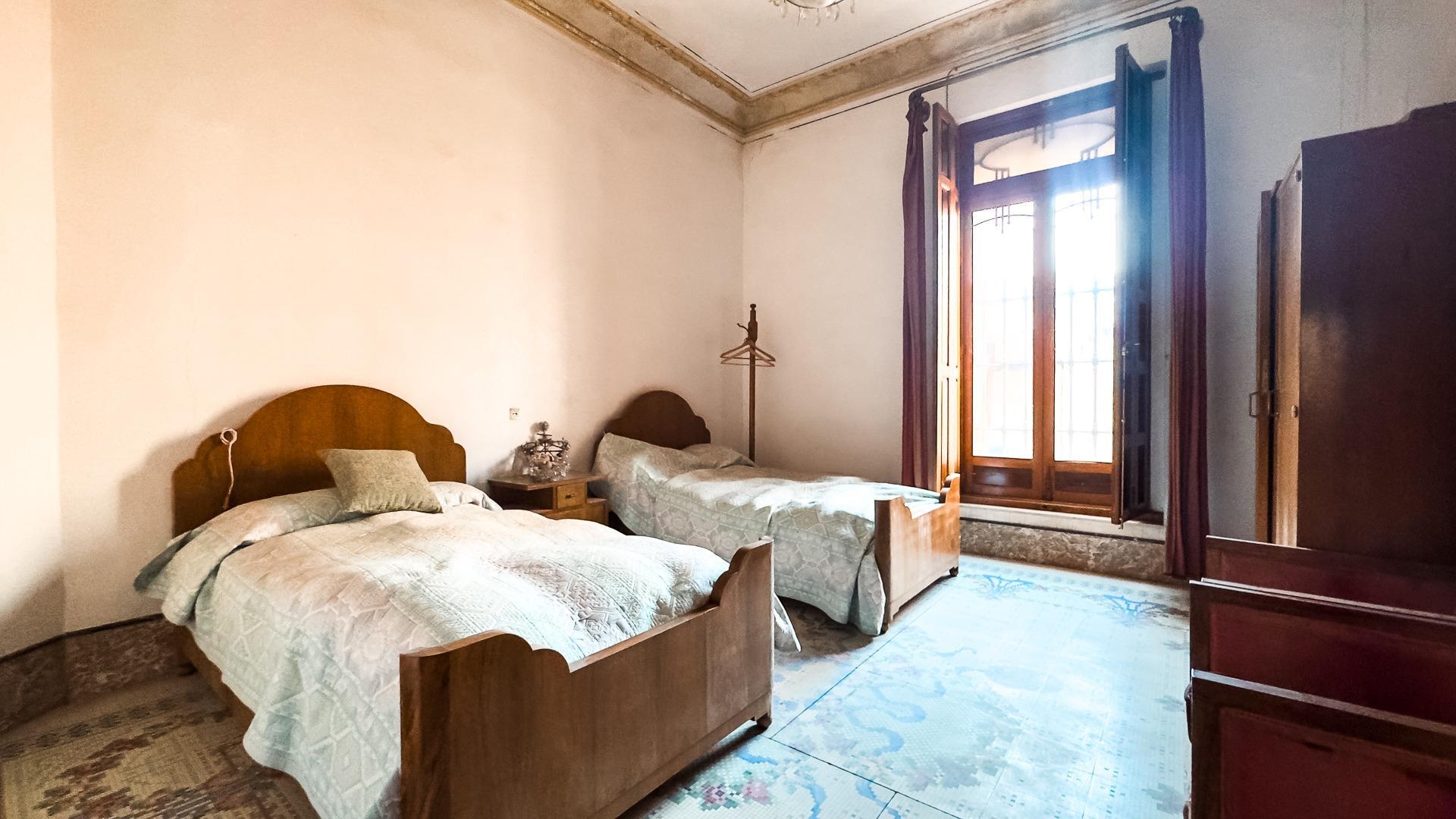 Palacete Modernista en venta en Novelda (Alicante)