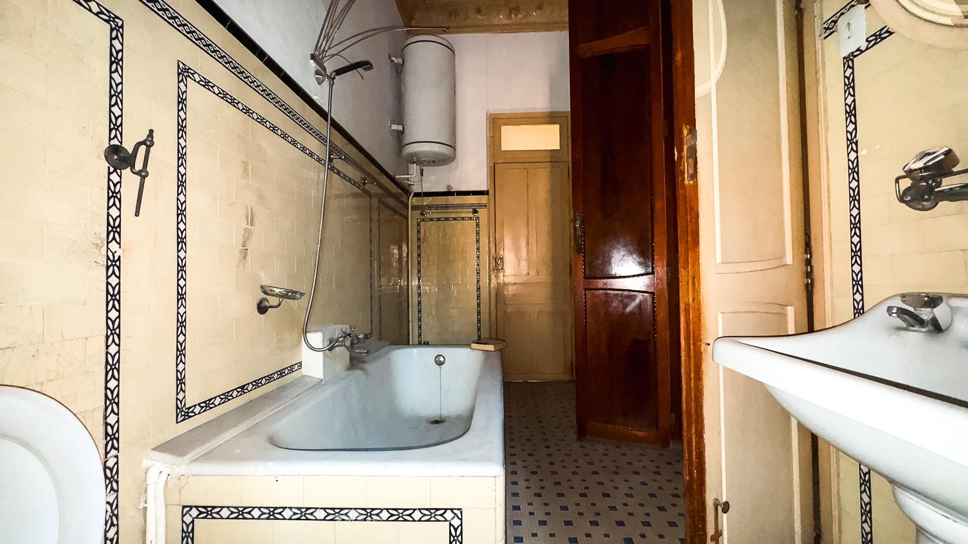 Palacete Modernista en venta en Novelda (Alicante)