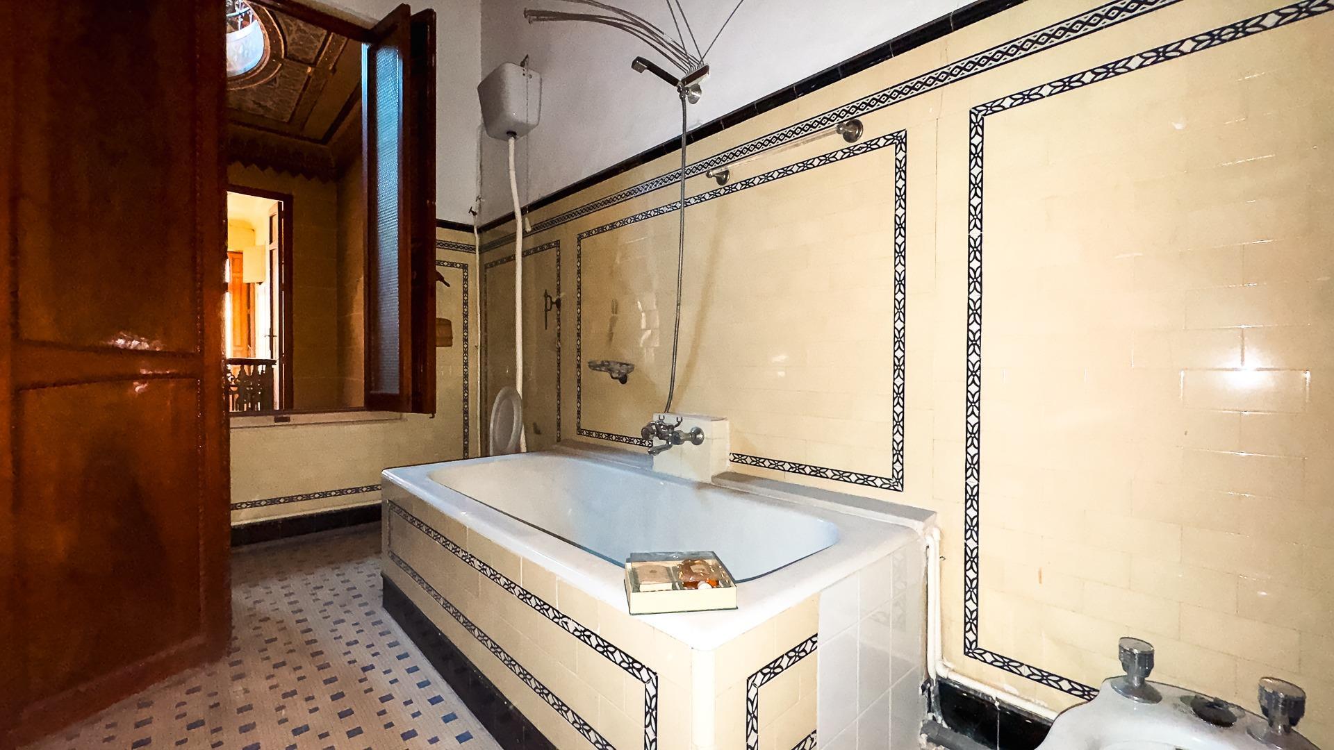 Palacete Modernista en venta en Novelda (Alicante)