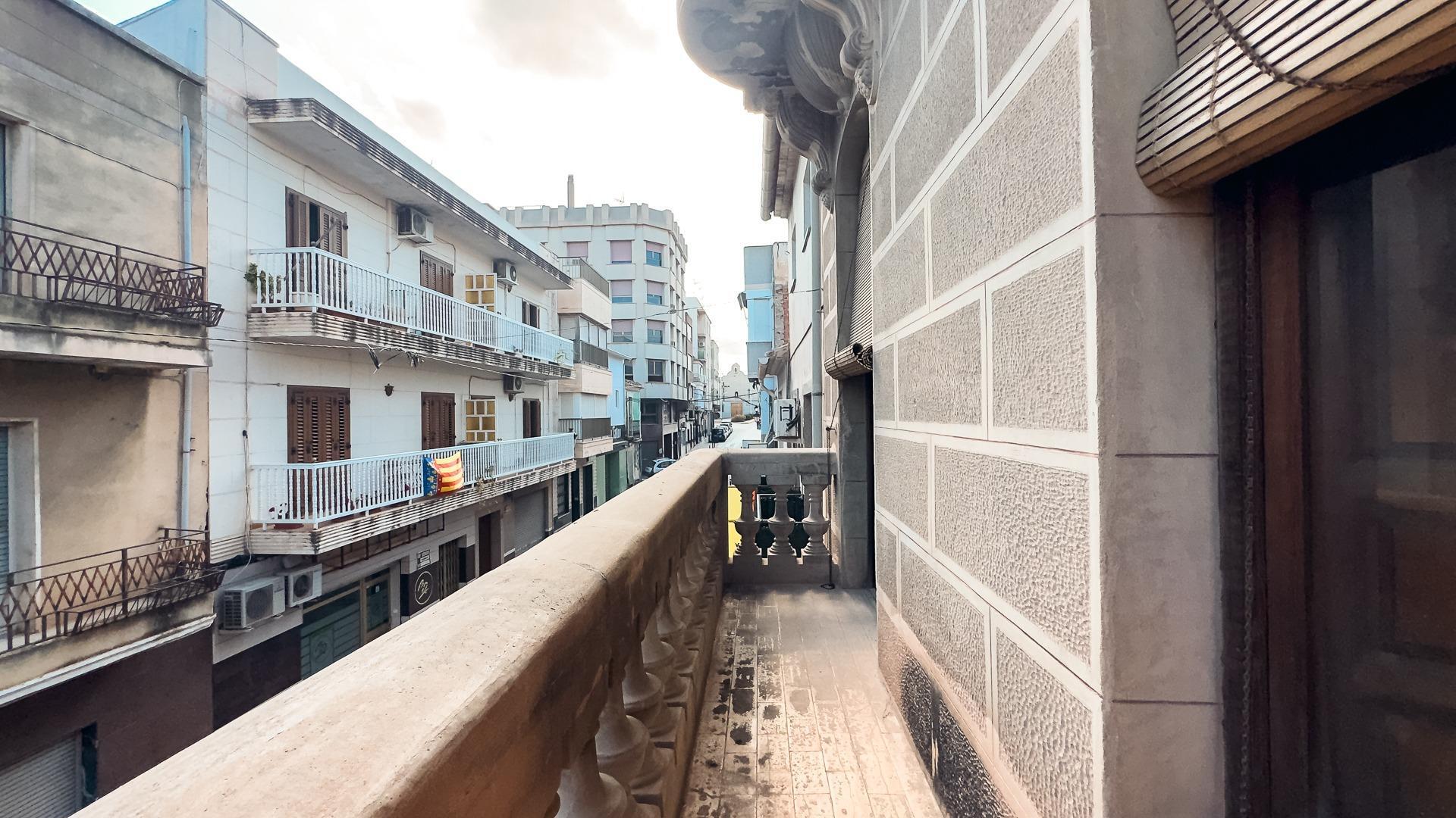Palacete Modernista en venta en Novelda (Alicante)