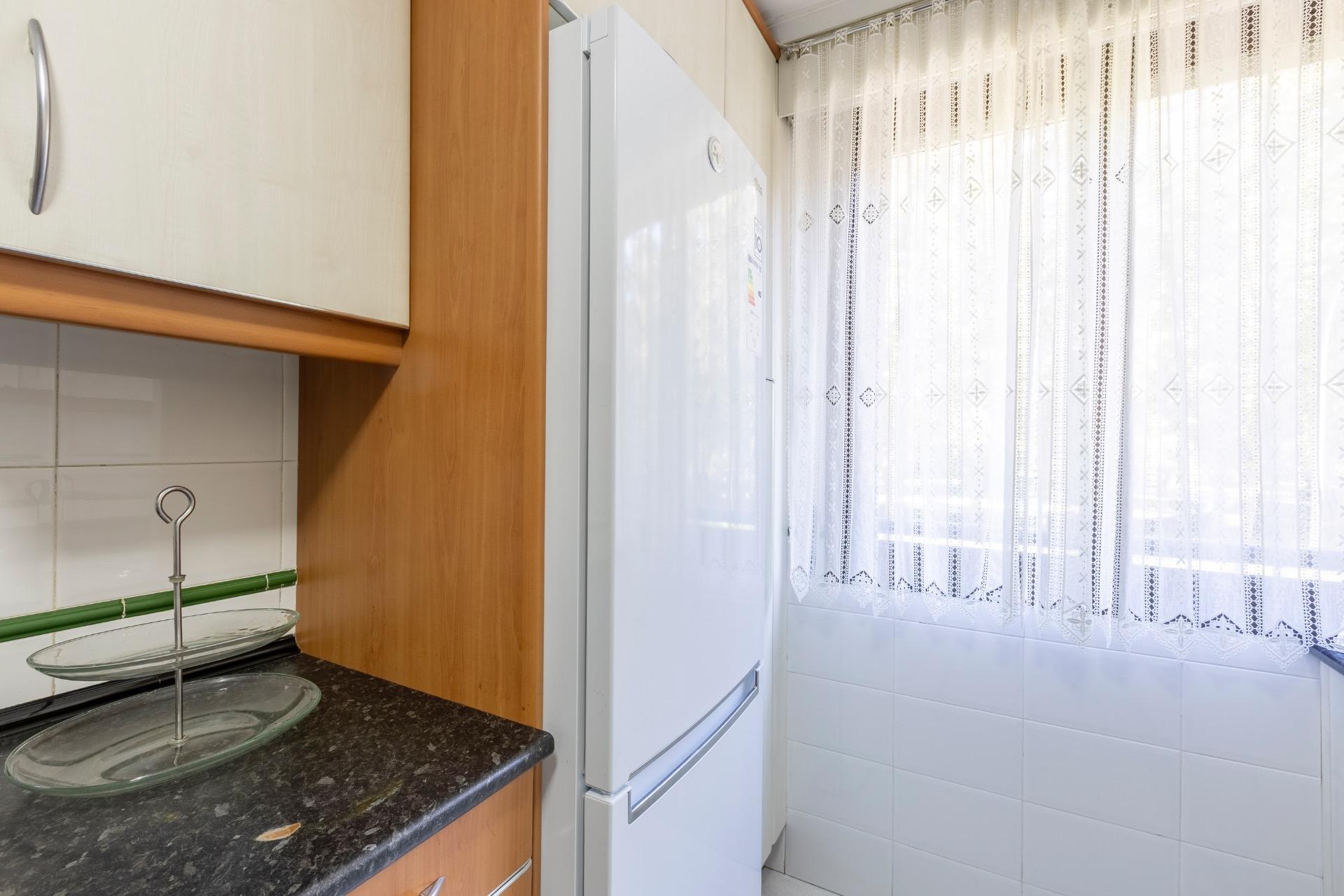 Piso de cuatro habitaciones, trastero y DOS plazas de garaje