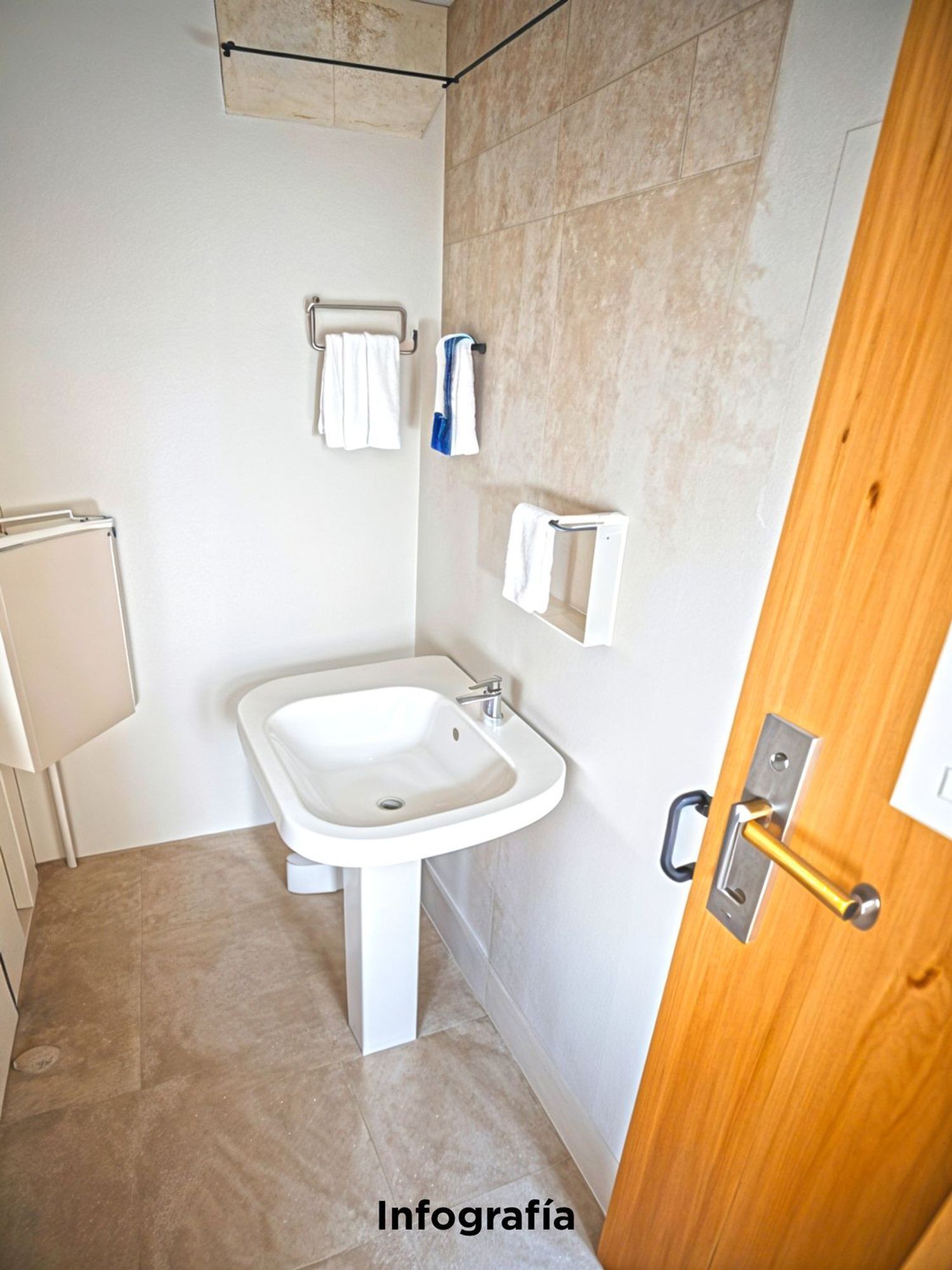 Negocios-Venta-El Hoyo de Pinares-1509171-Foto-10