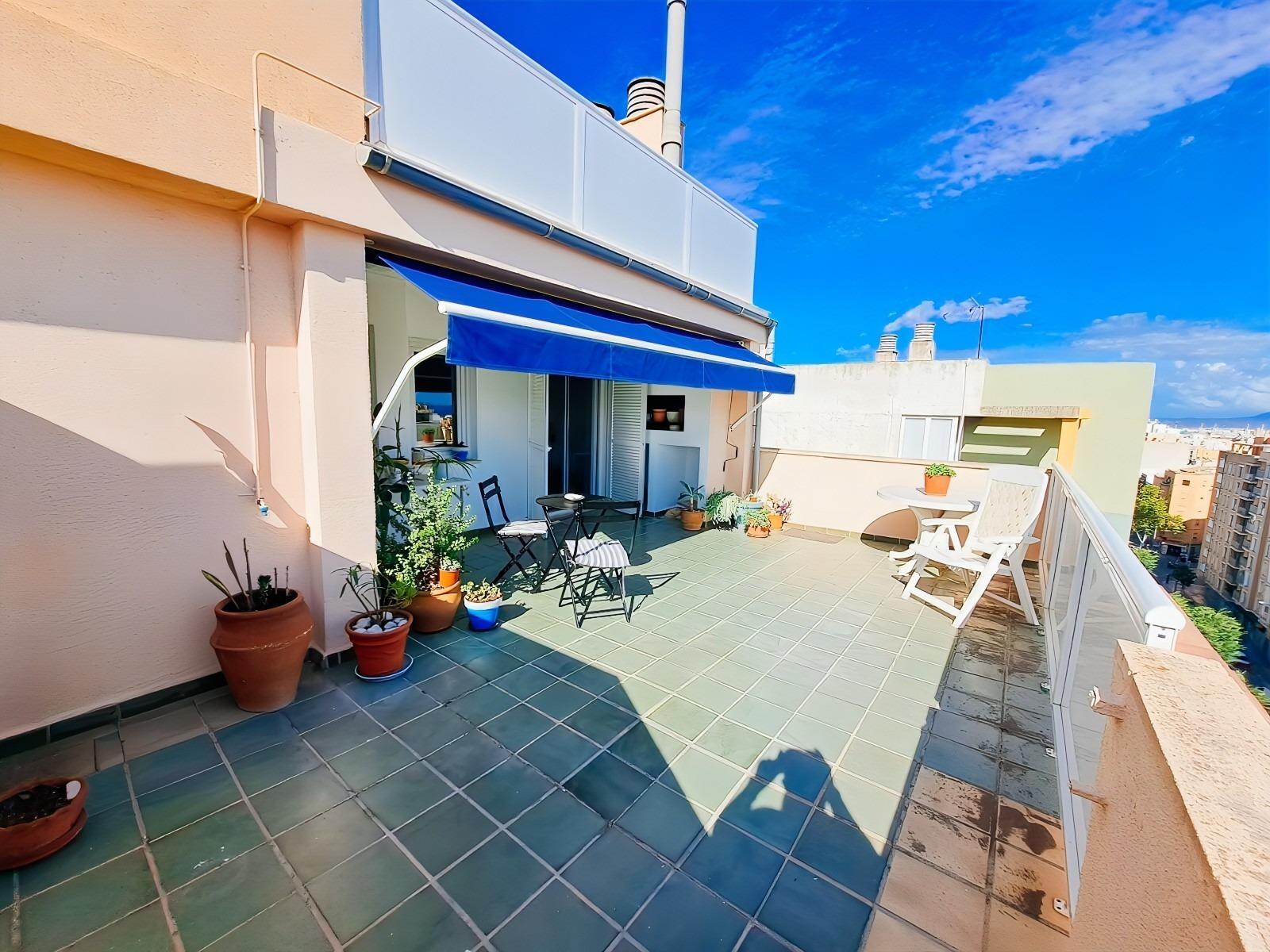 ATICO DUPLEX EN AVENIDAS PALMA