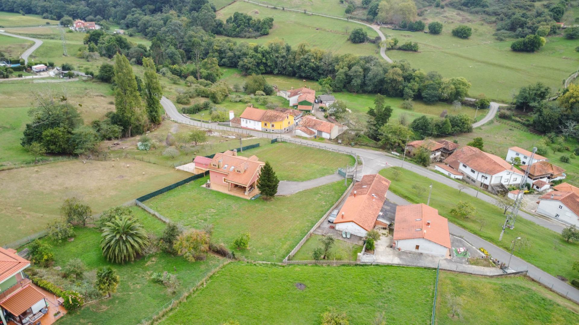 Plot in Corvera de Asturias