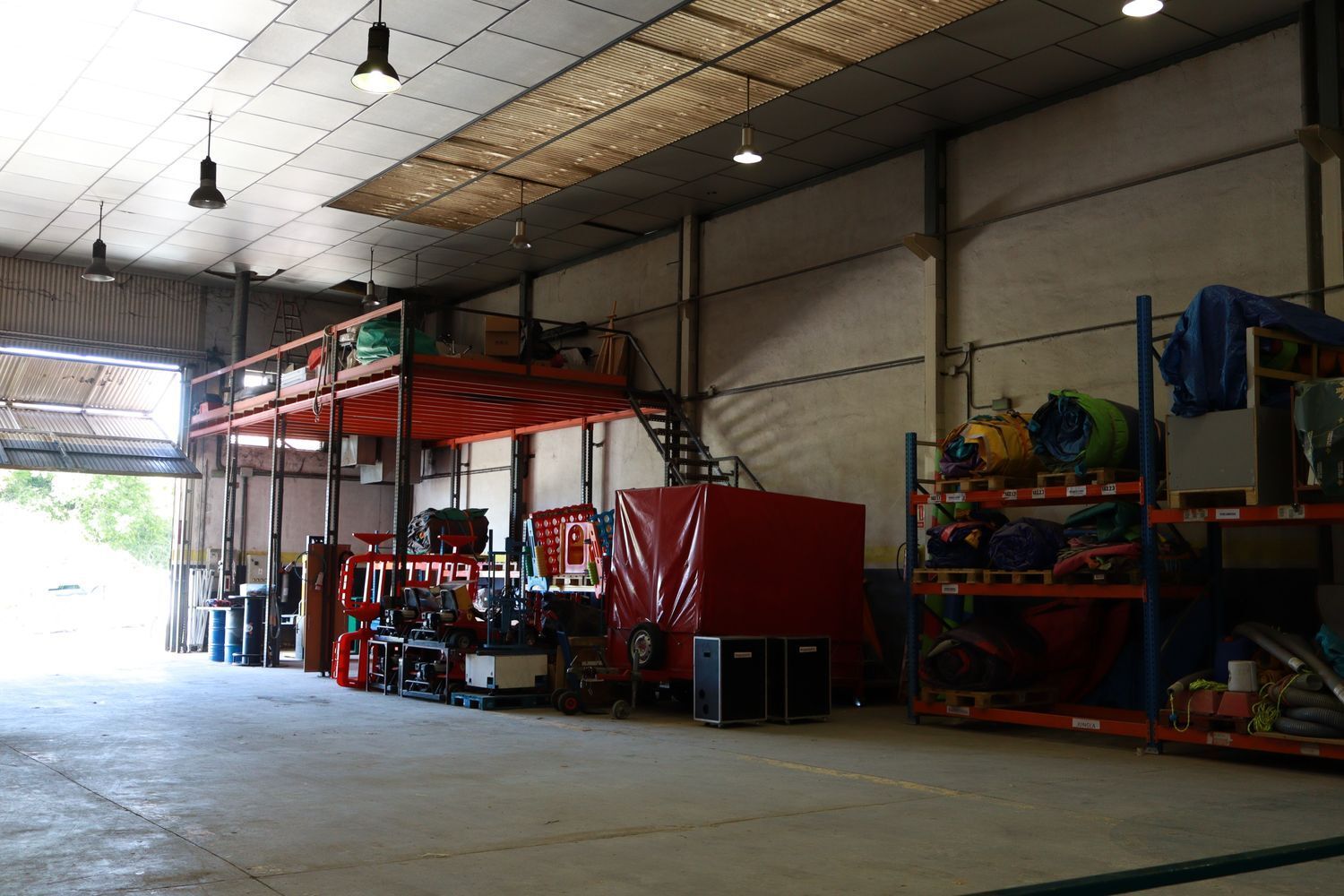 Naves in Berrioplano