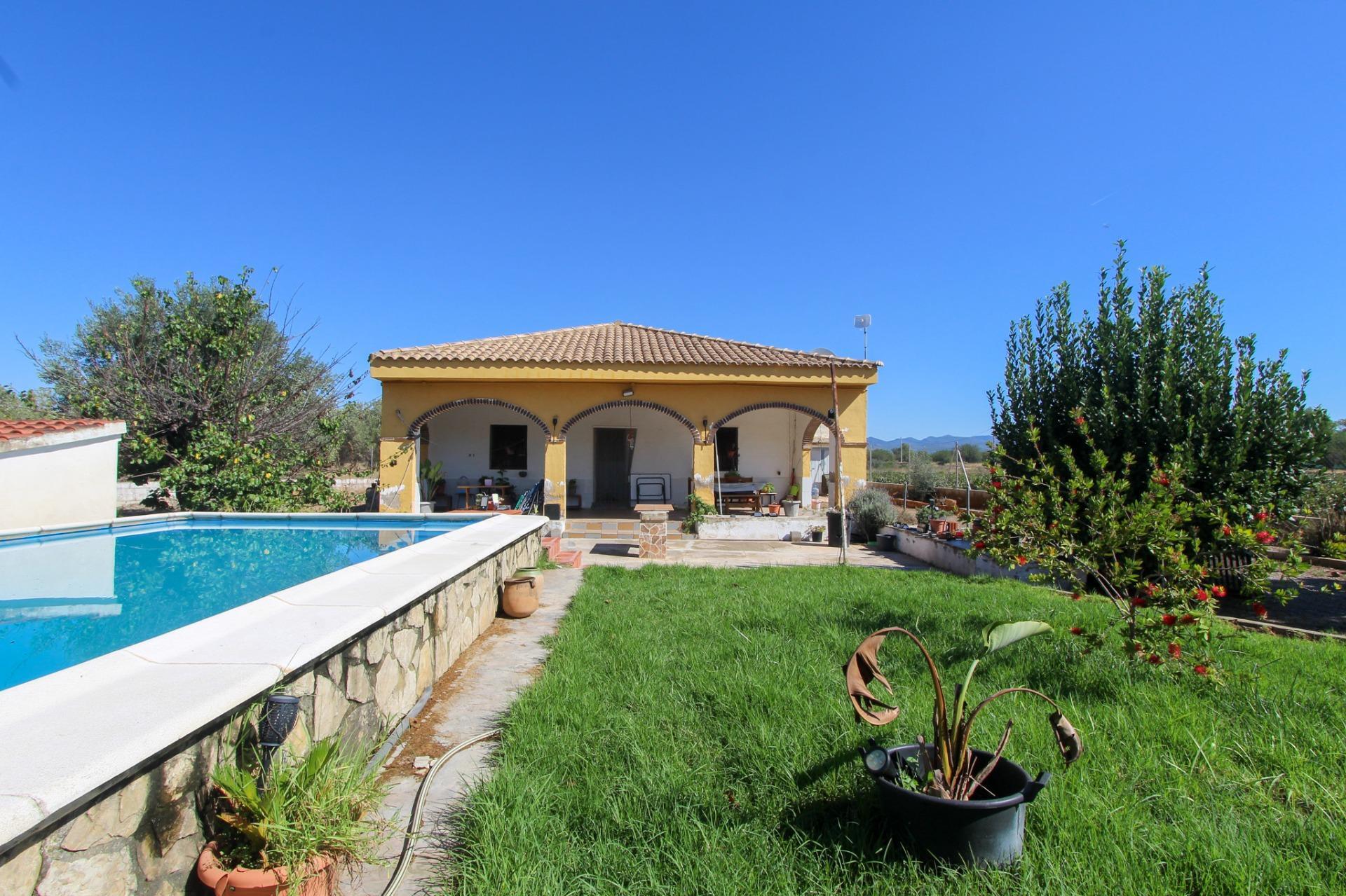 Villa in Lliria