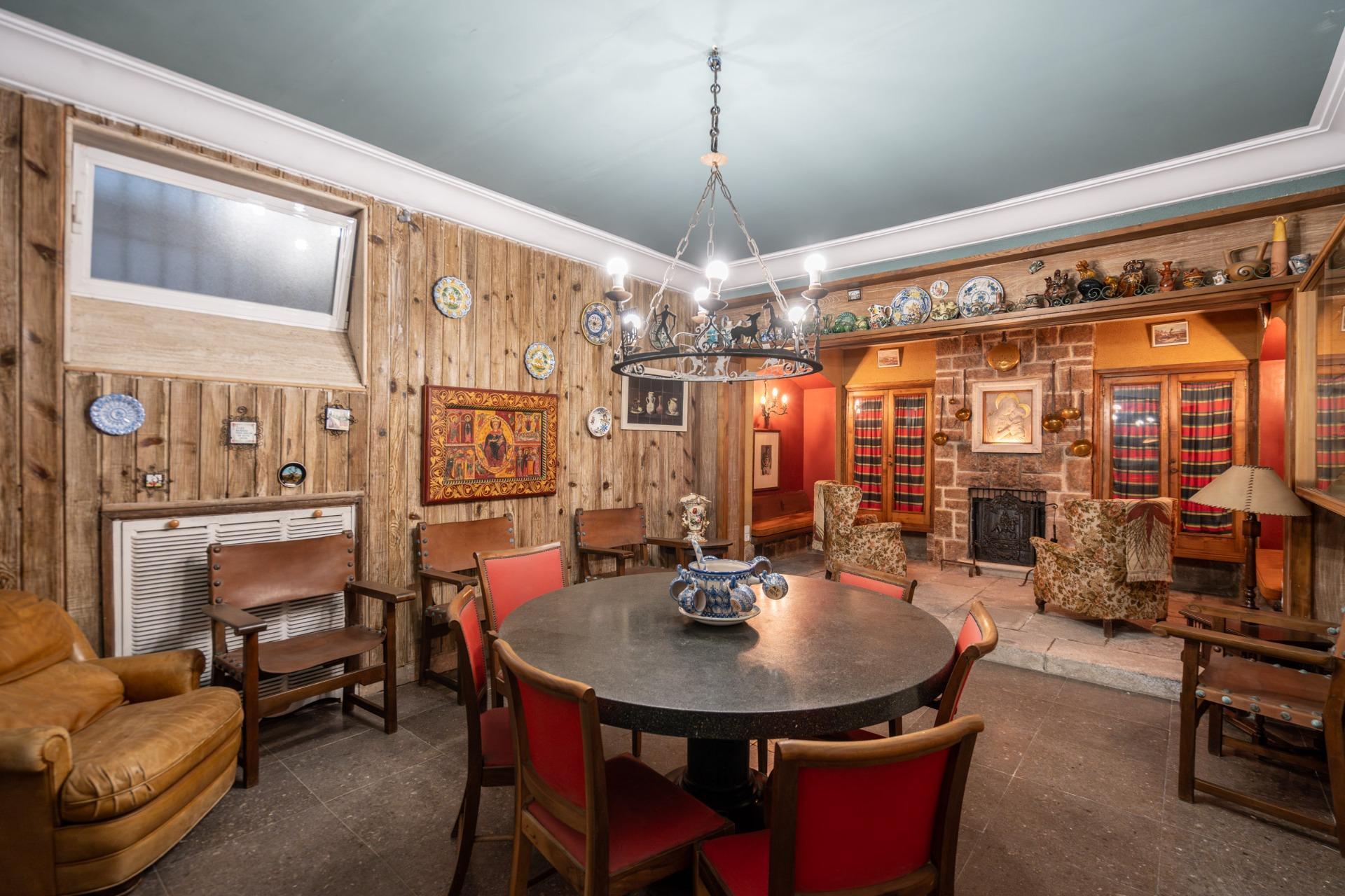Villa in Madrid