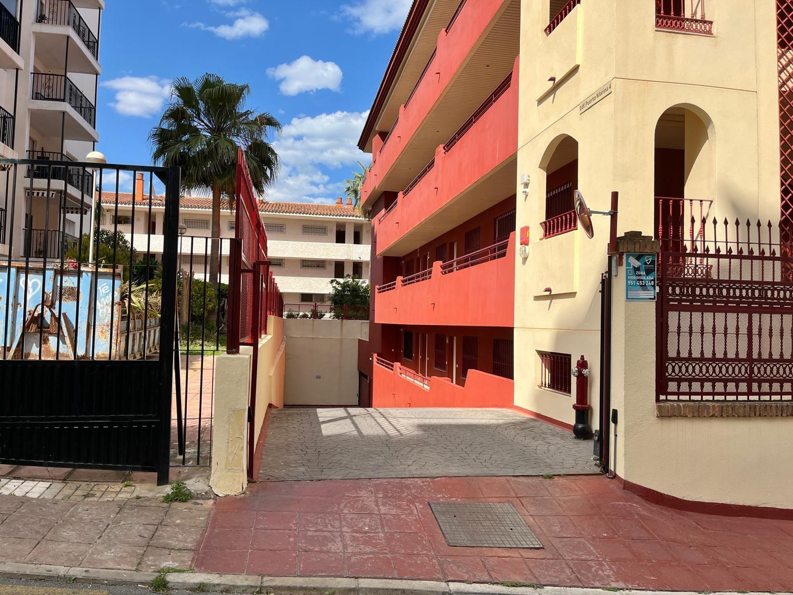 Garajes in Benalmádena