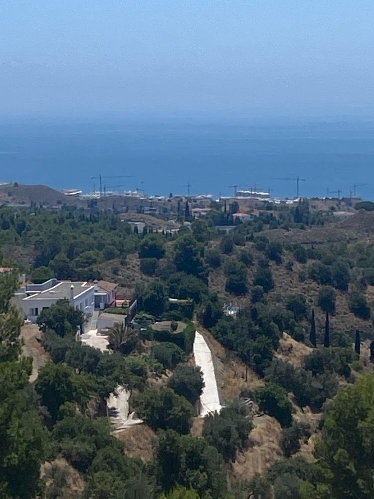 Plot in Mijas