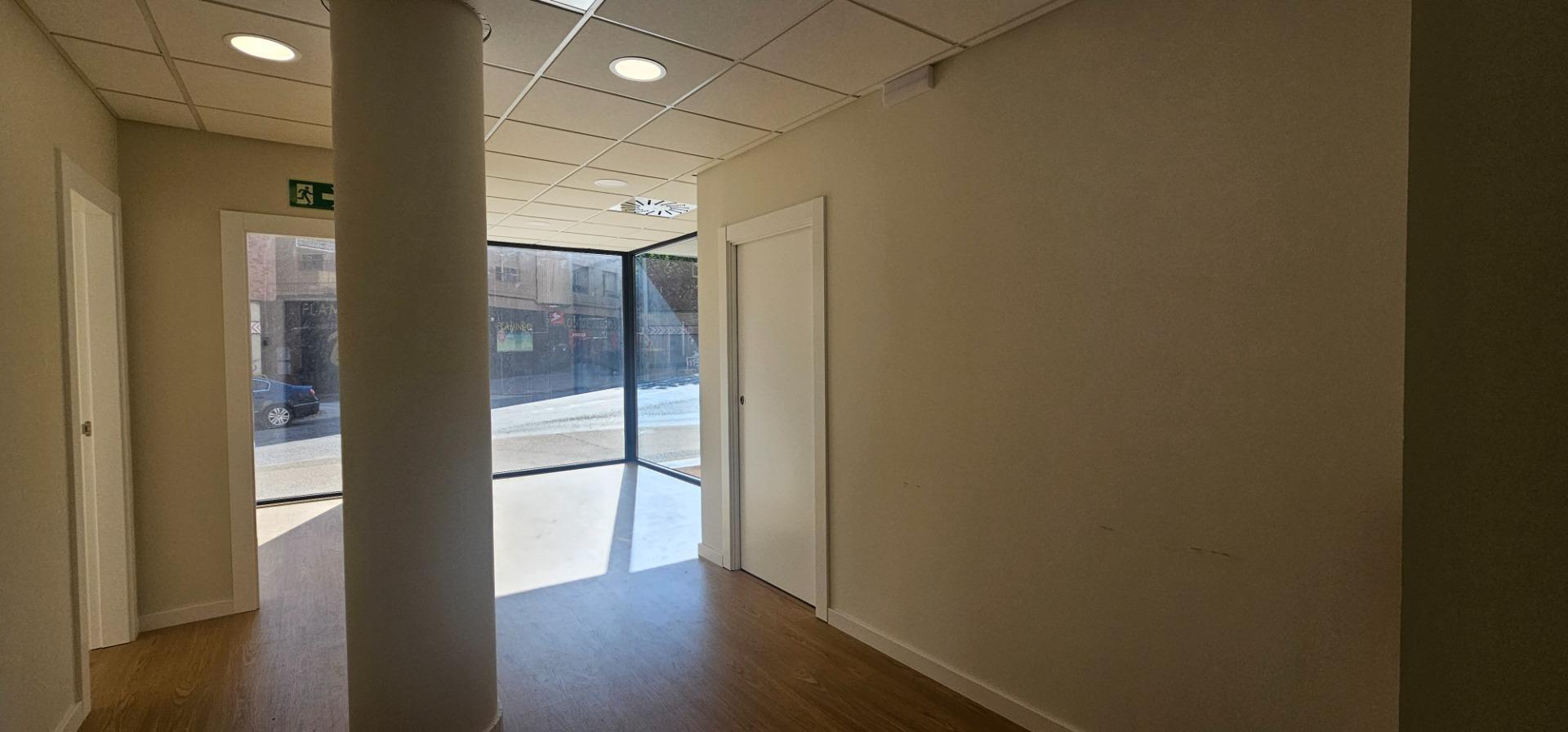 Business in La Almunia de Doña Godina