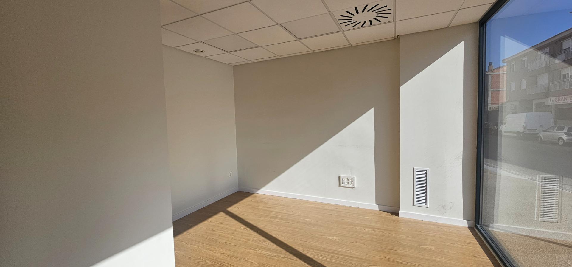 Business in La Almunia de Doña Godina