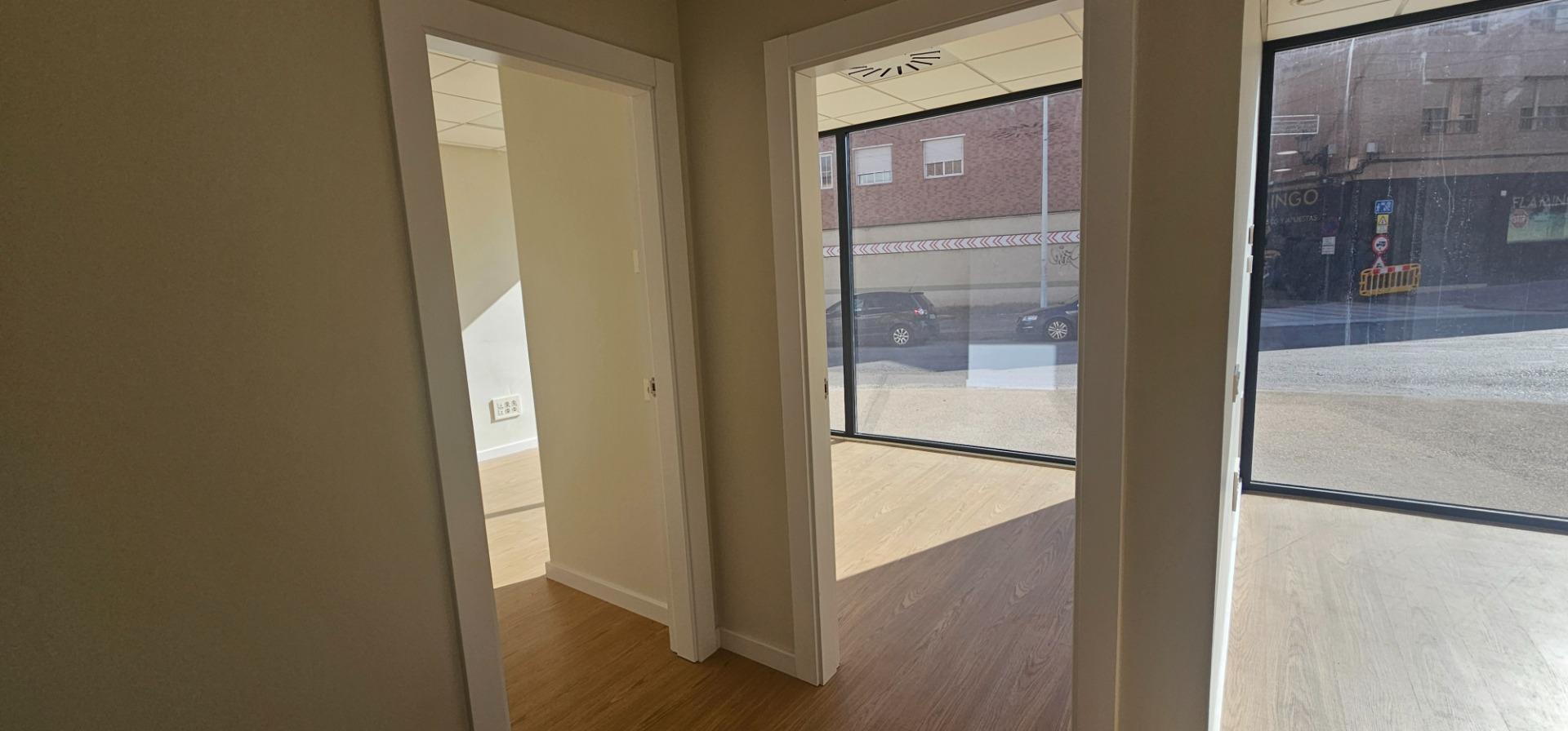 Business in La Almunia de Doña Godina