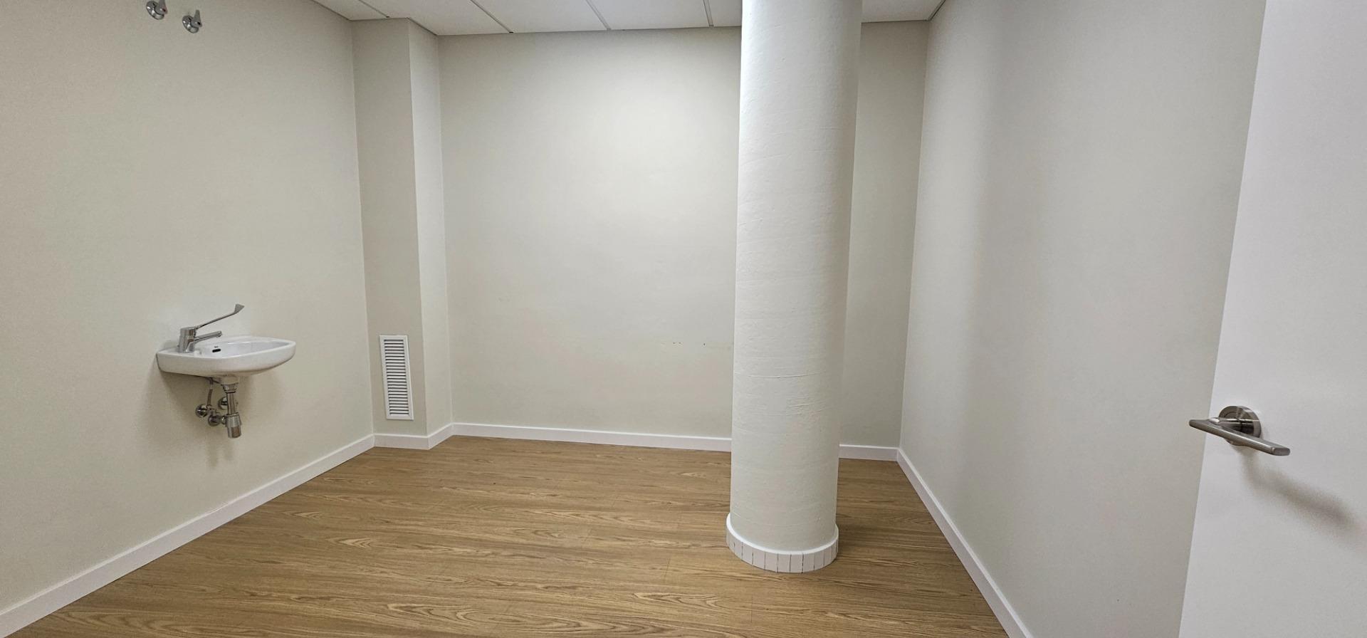 Business in La Almunia de Doña Godina