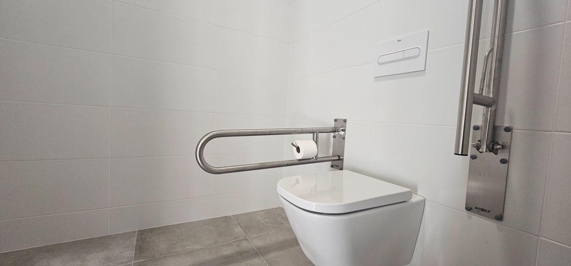 Business in La Almunia de Doña Godina