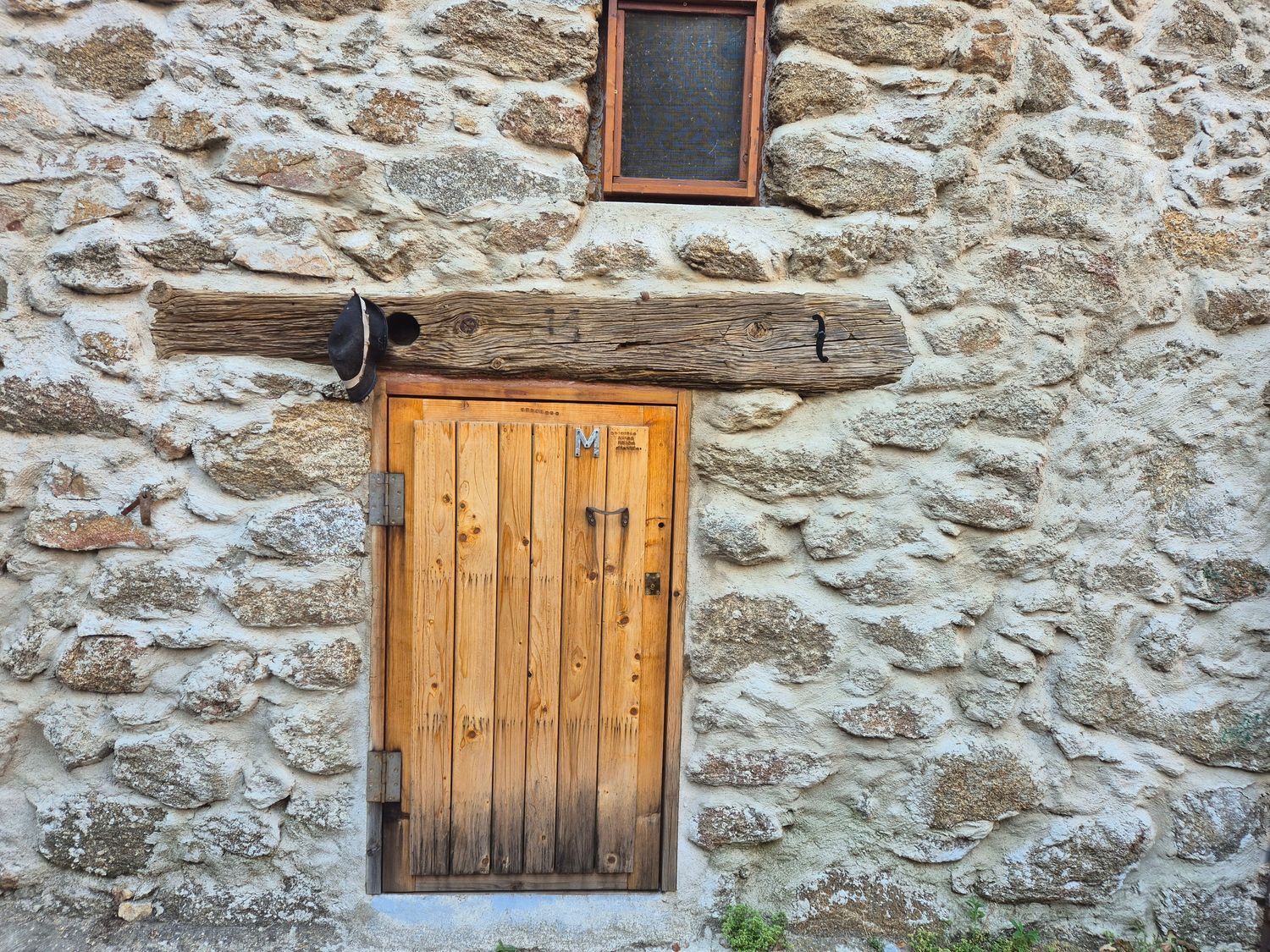 Edificios-Venta-Navaluenga-1834987-Foto-7