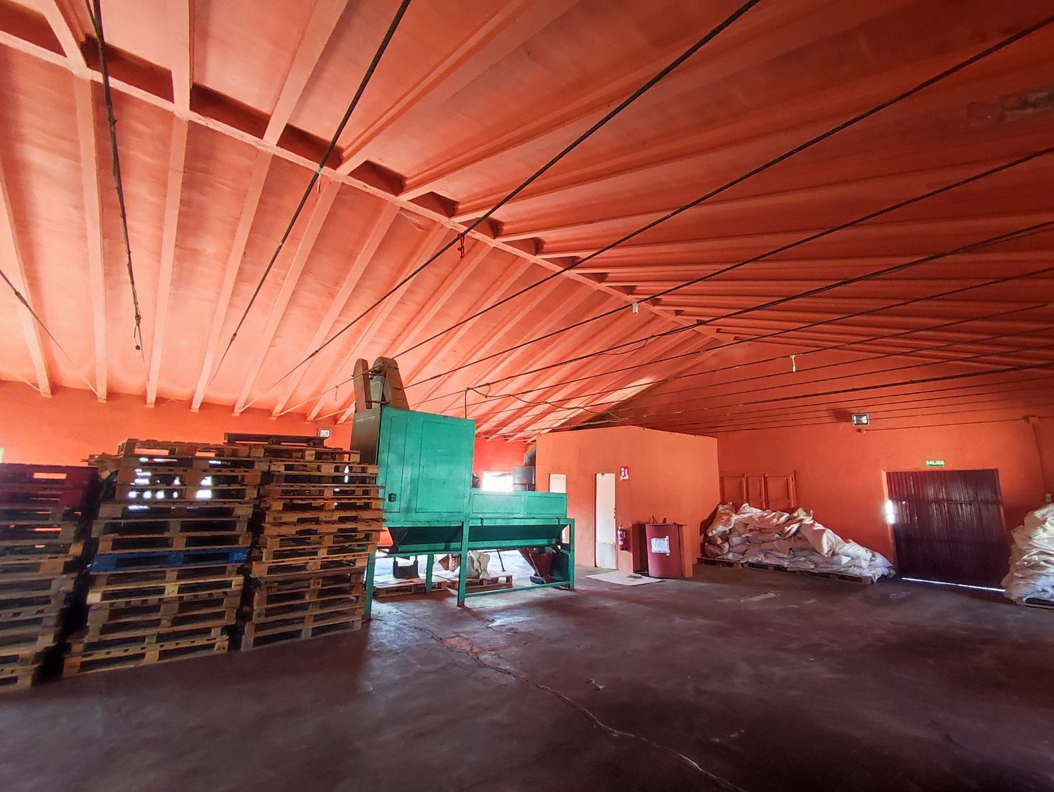 Naves-Venta-Aldeanueva del Camino-1888601-Foto-37