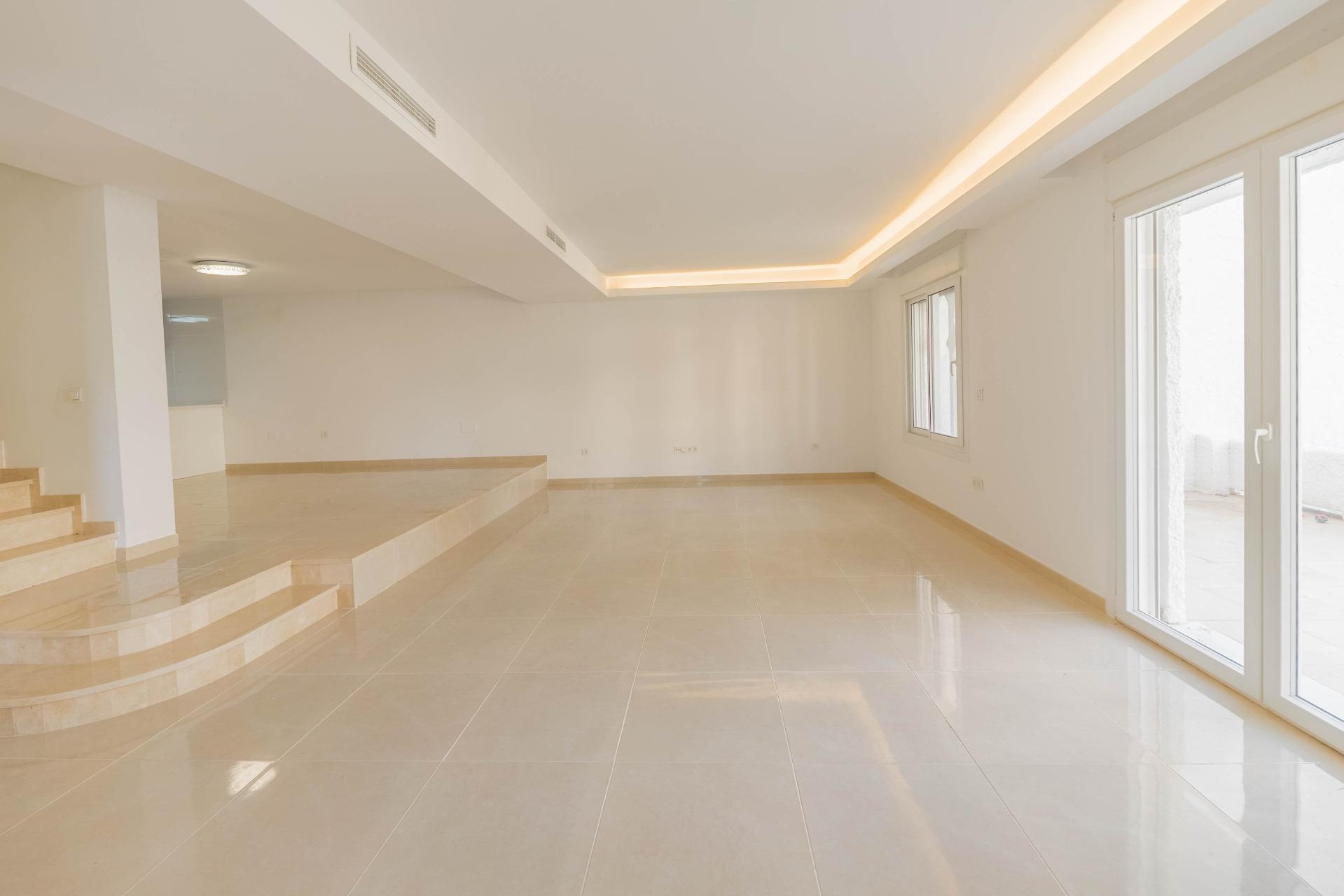 Casa en venta  Nueva Andalucía, Marbella  1/1