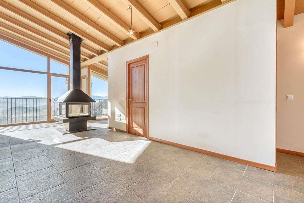 Pisos-Venta-Sant Joan les Fonts-1893760-Foto-12