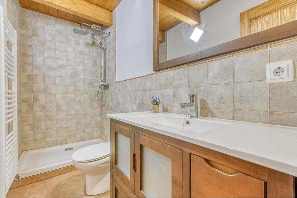 Pisos-Venta-Sant Joan les Fonts-1893760-Foto-10