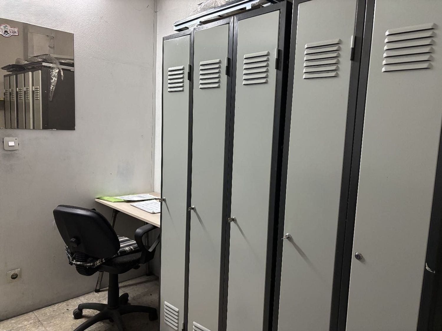 Naves-Venta-Berrioplano-1719292-Foto-11