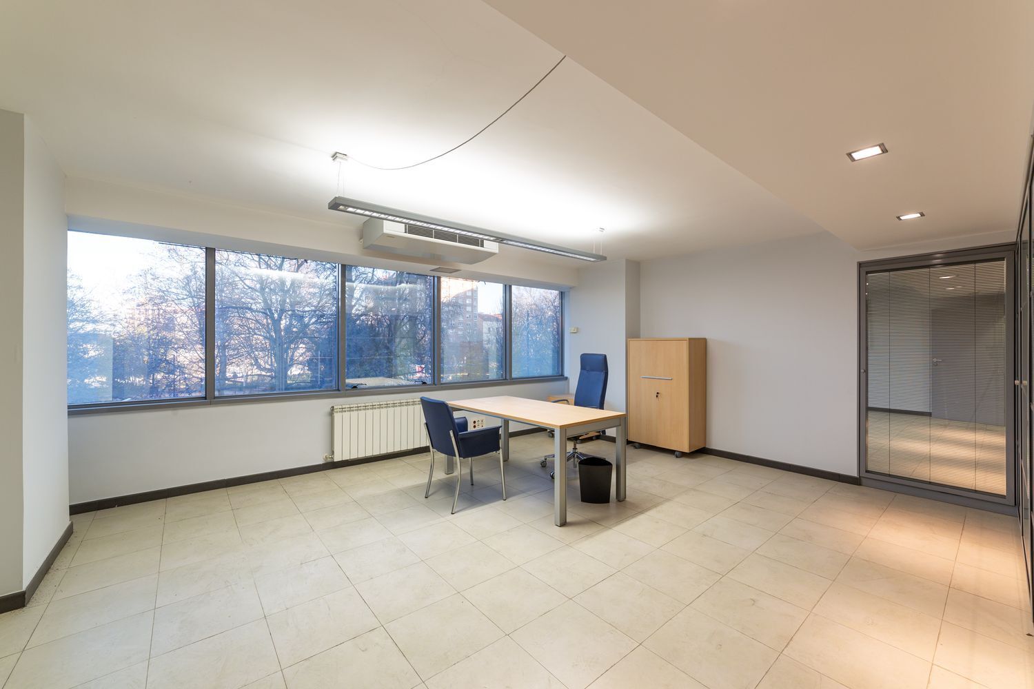 Oficina en venta  Valladolid  12/61