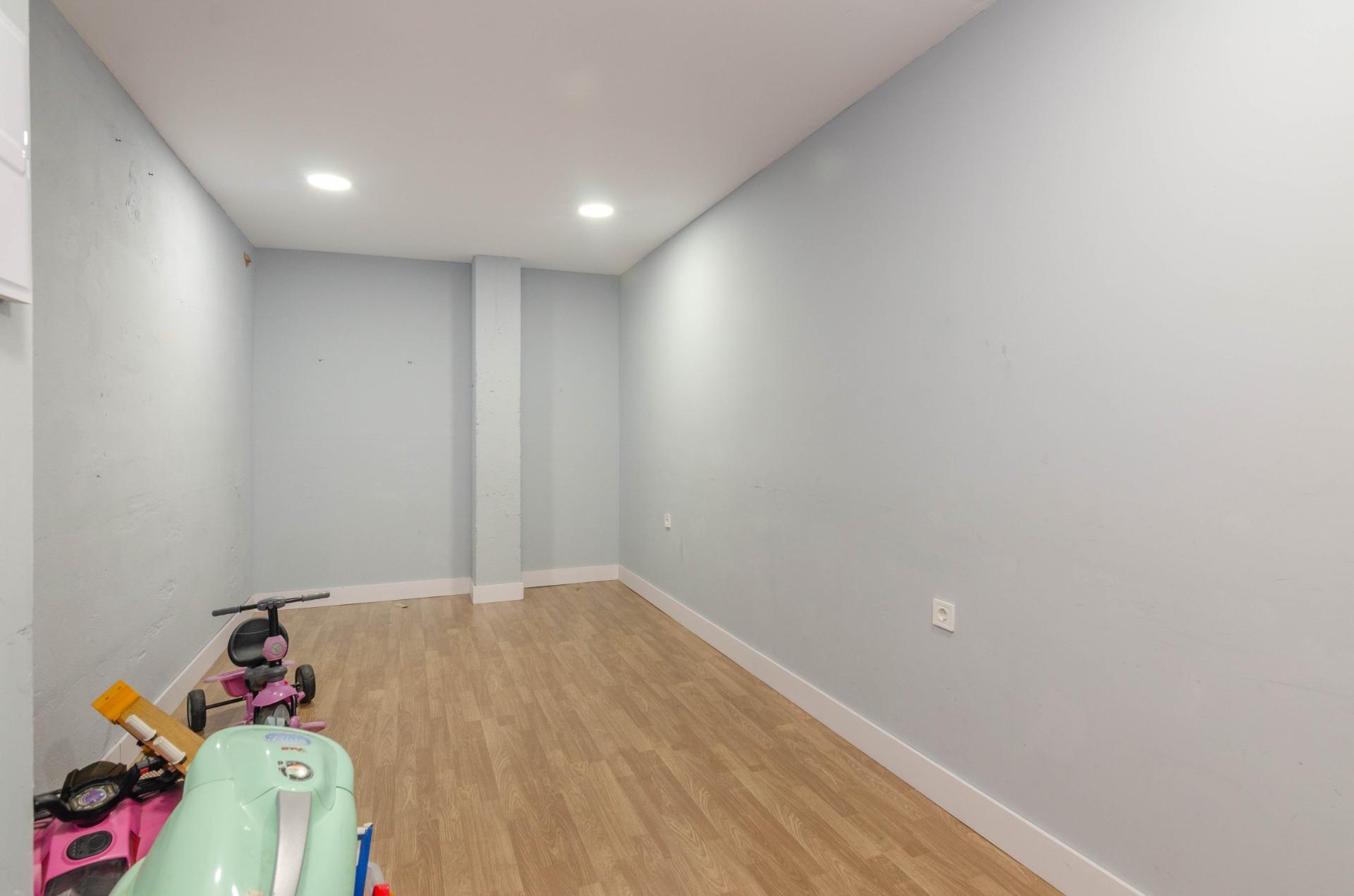 Negocios-Venta-Oviedo-1900511-Foto-26