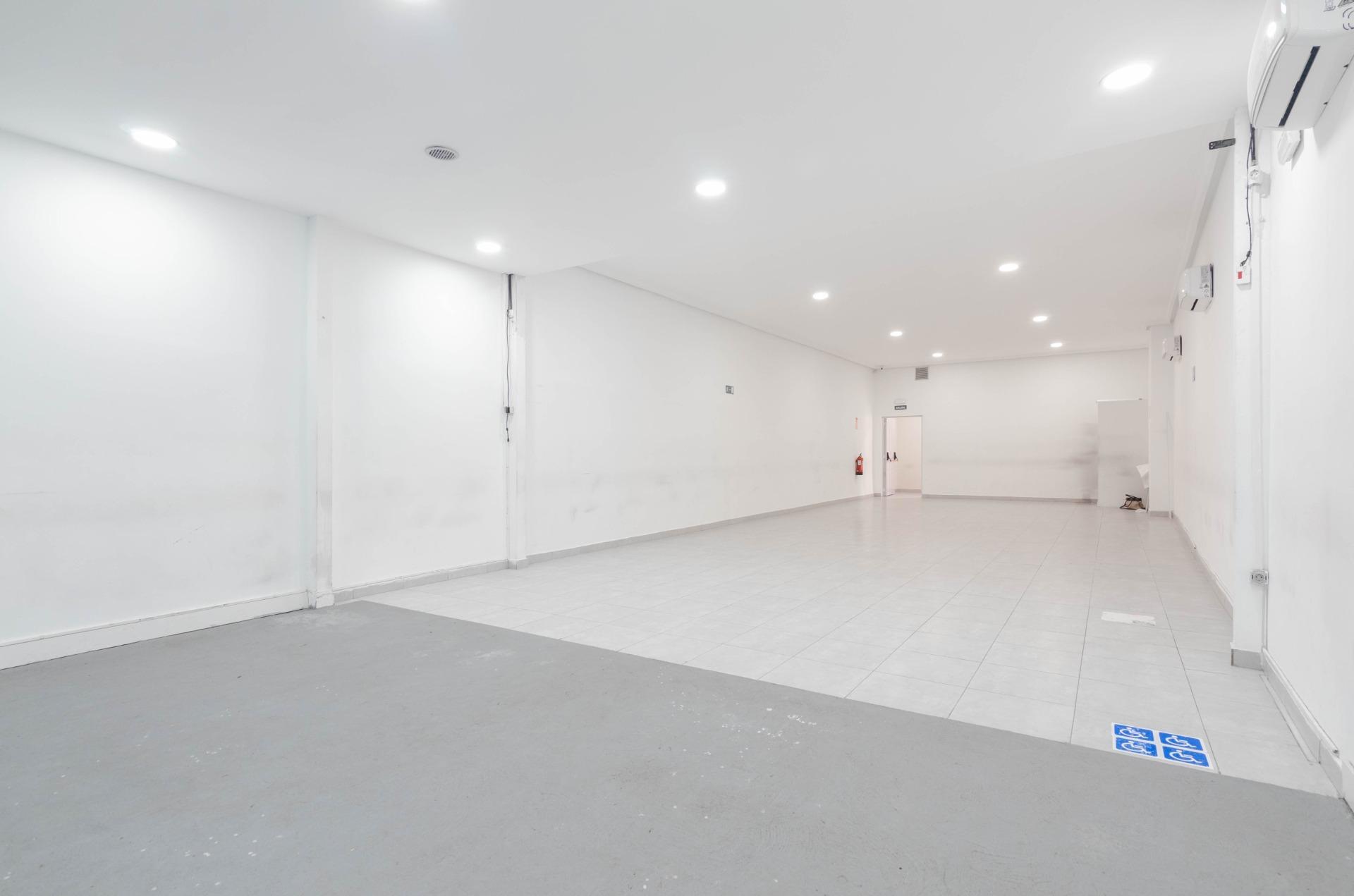 Negocios-Venta-Oviedo-1900511-Foto-28