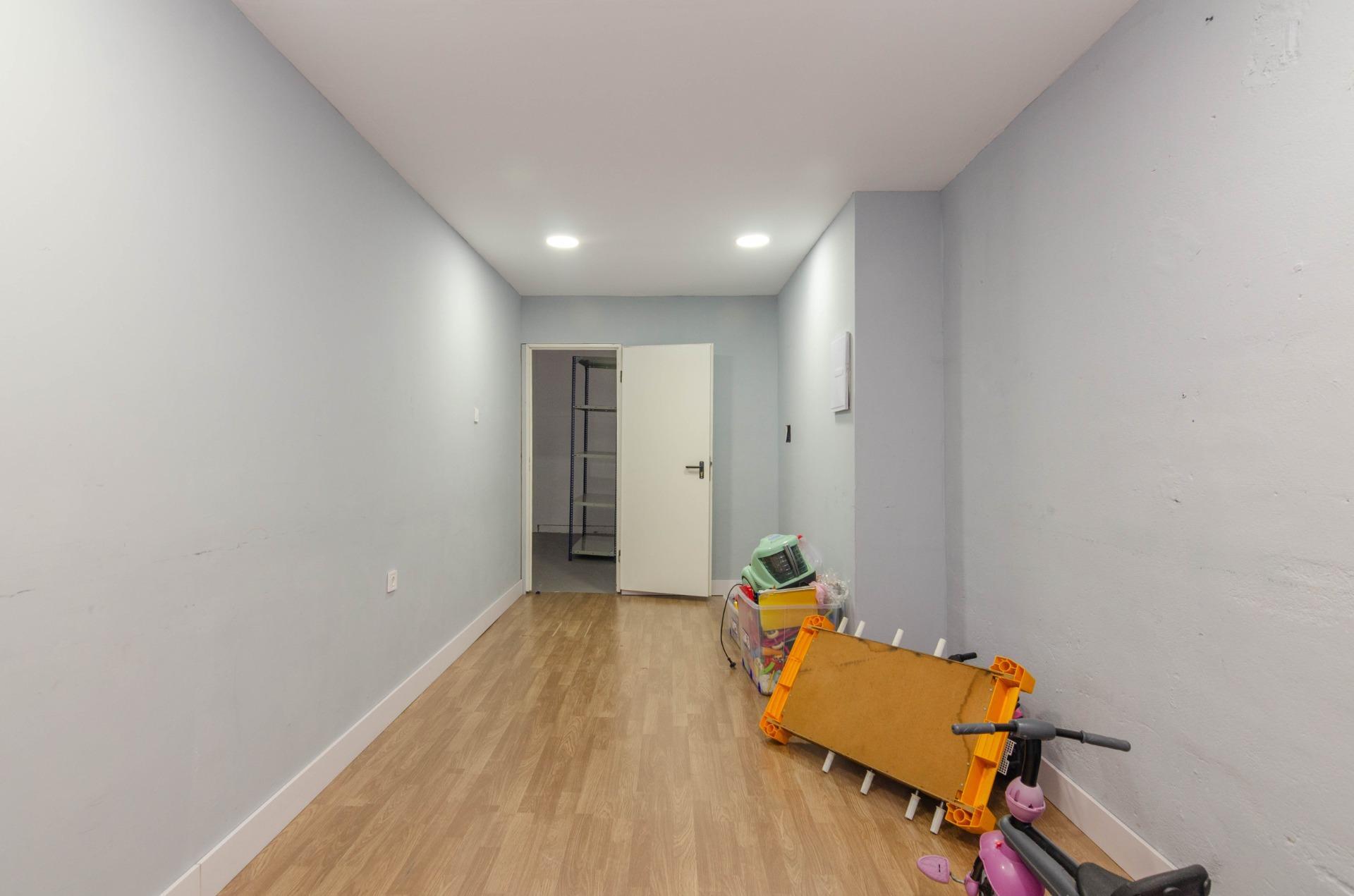 Negocios-Venta-Oviedo-1900511-Foto-27