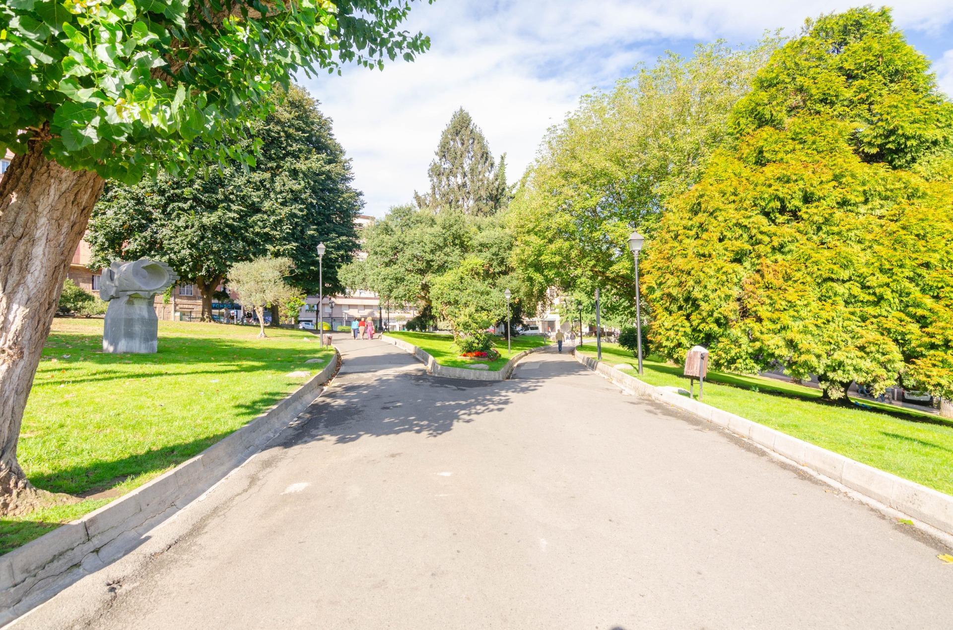 Negocios-Venta-Oviedo-1900511-Foto-41