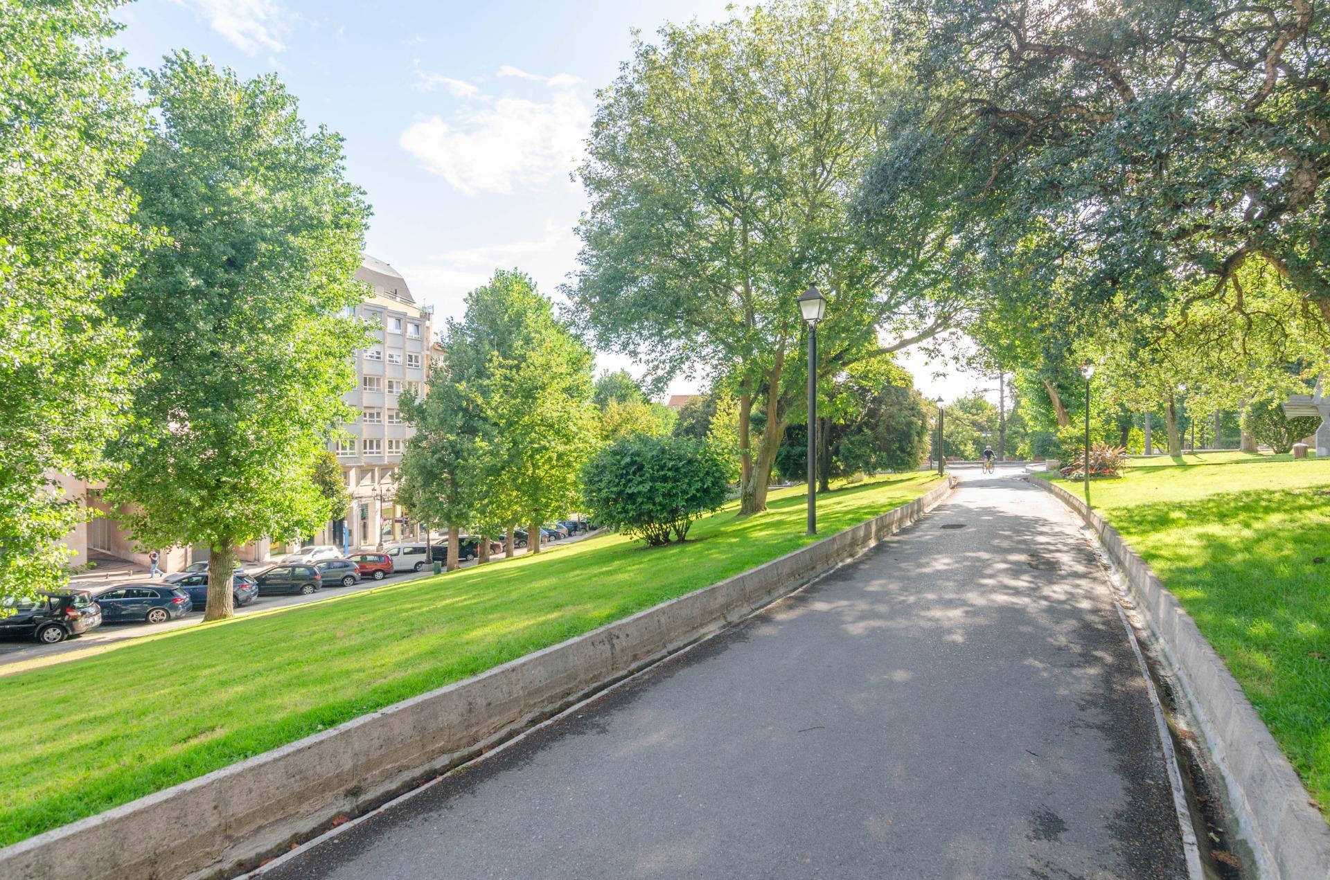 Negocios-Venta-Oviedo-1900511-Foto-44