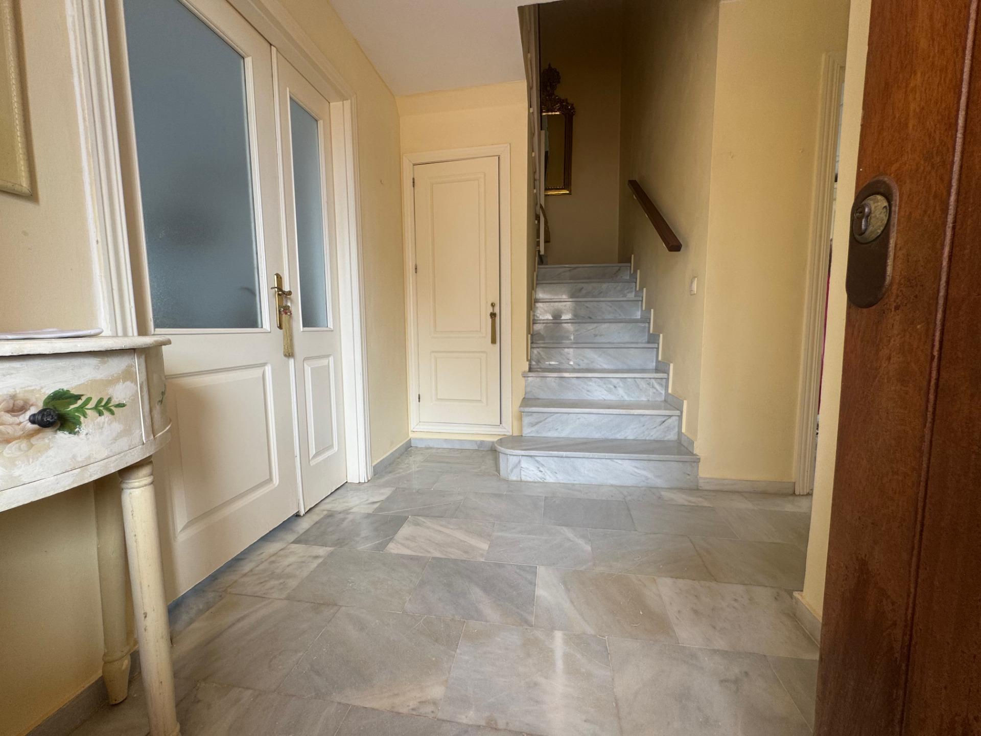 Villa in Gines