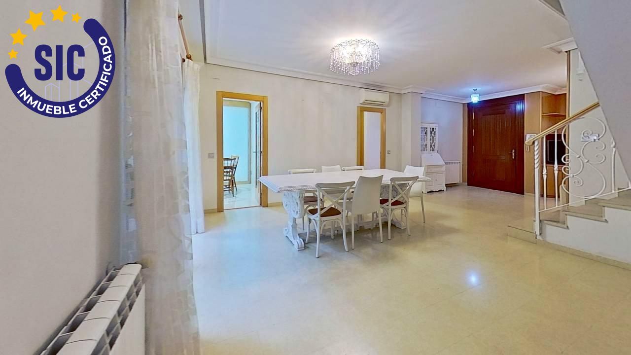 Apartment in Chiva