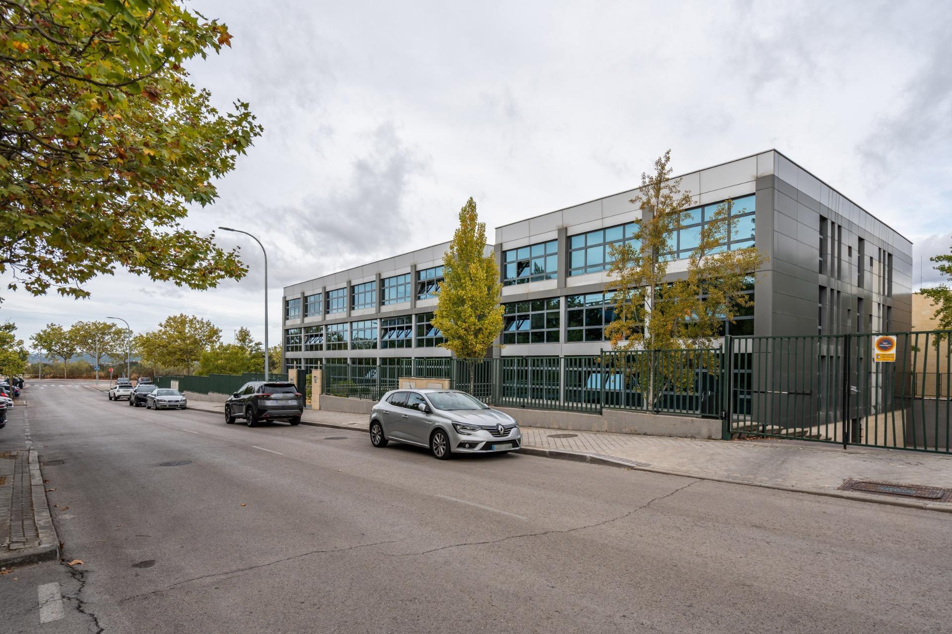 Oficinas-Venta-Las Rozas de Madrid-1904810-Foto-1